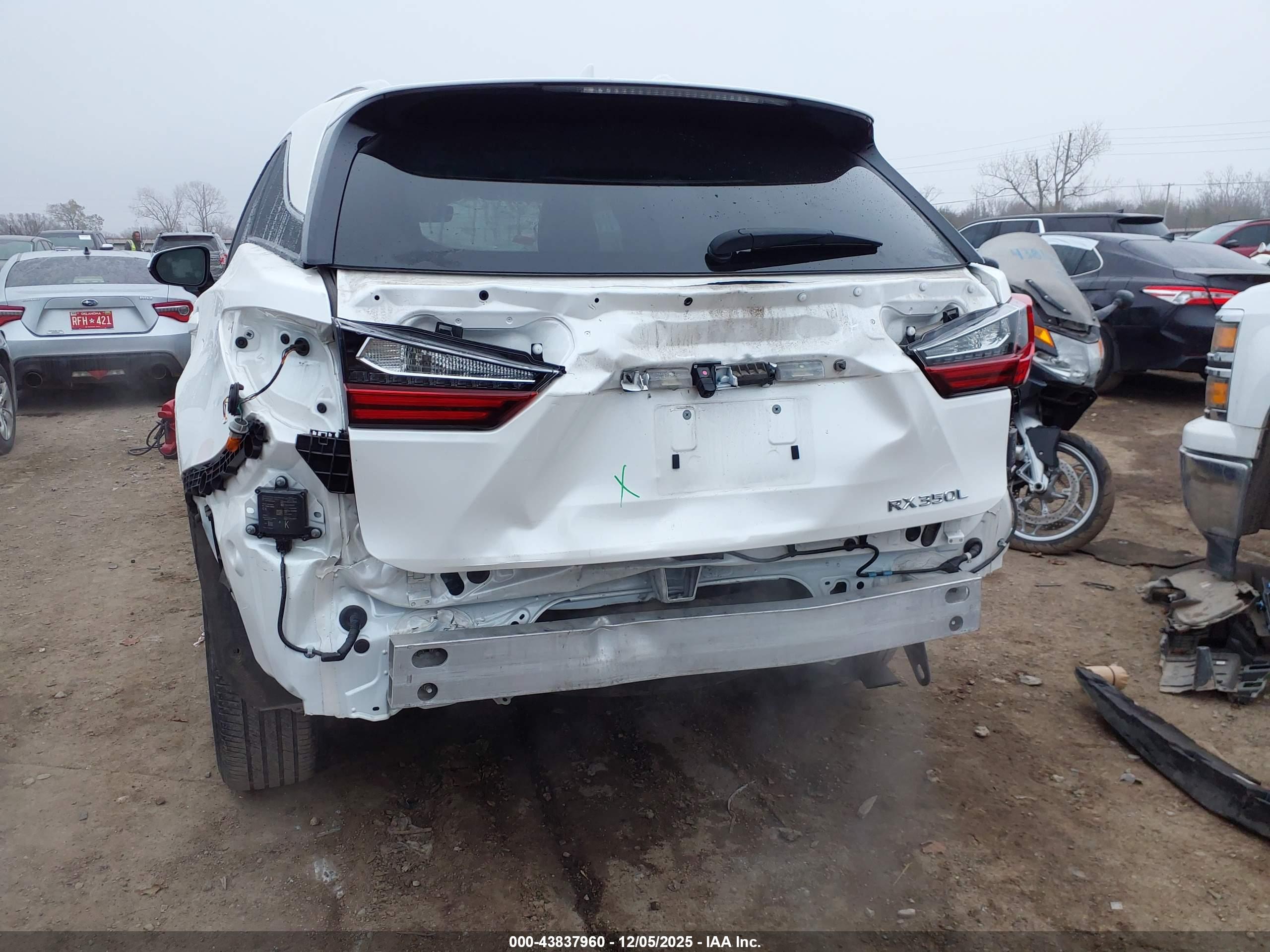 LEXUS RX image 6