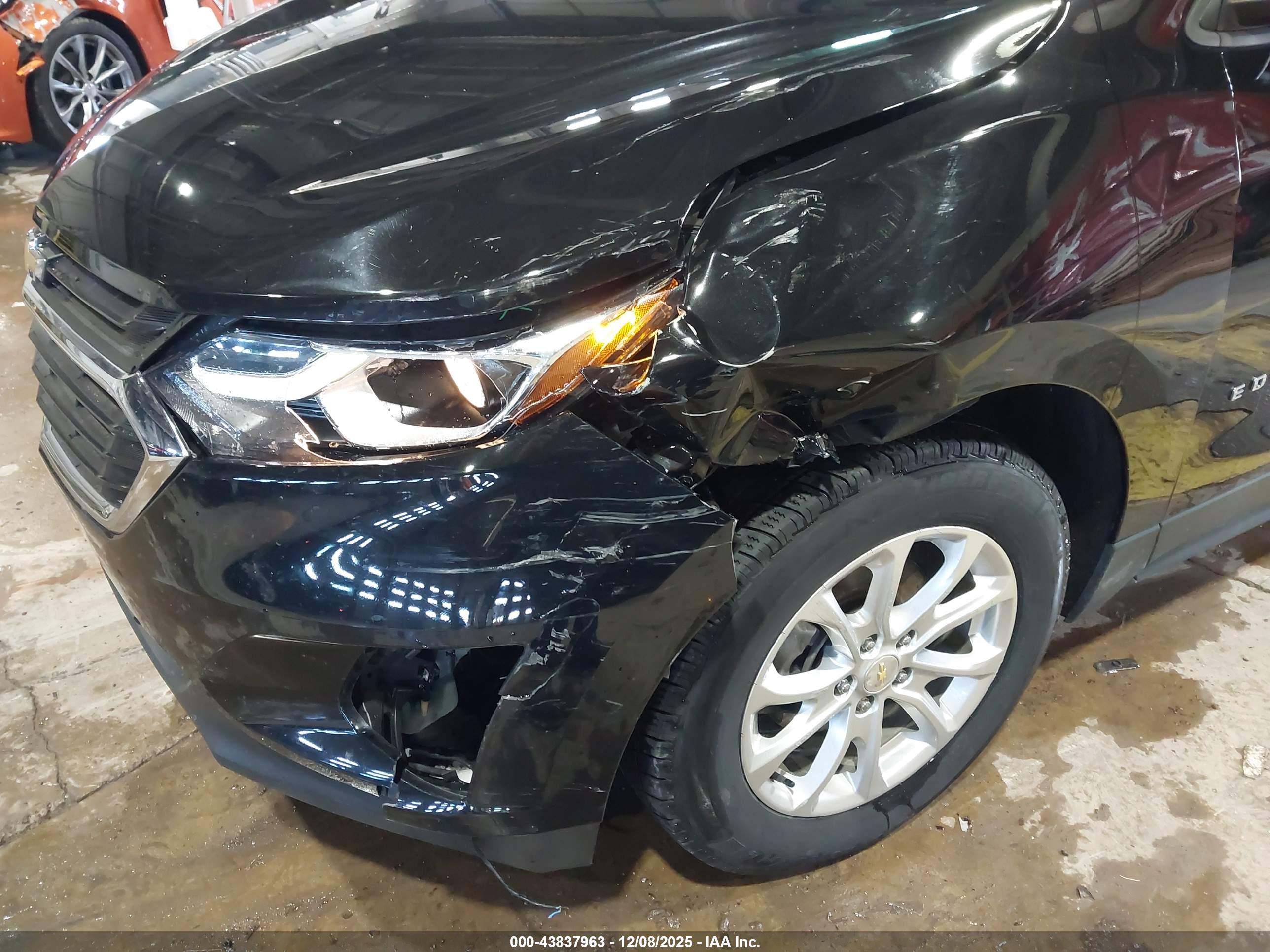 CHEVROLET EQUINOX image 6