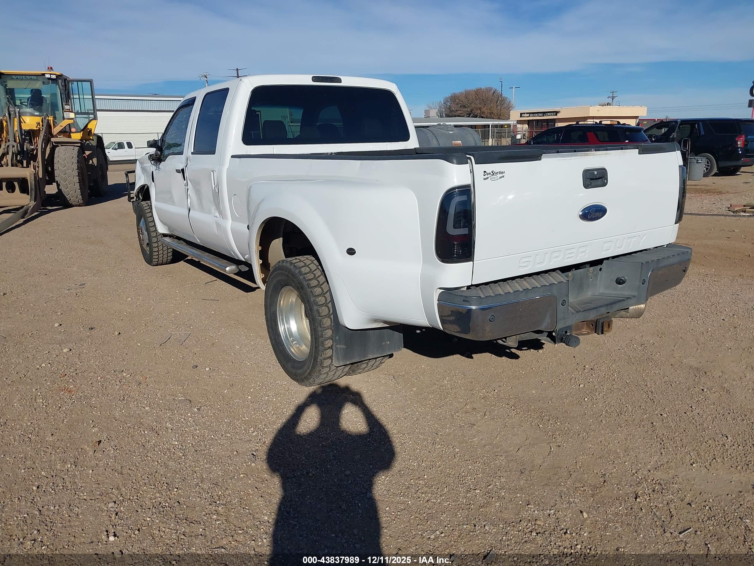 FORD F-350 image 3
