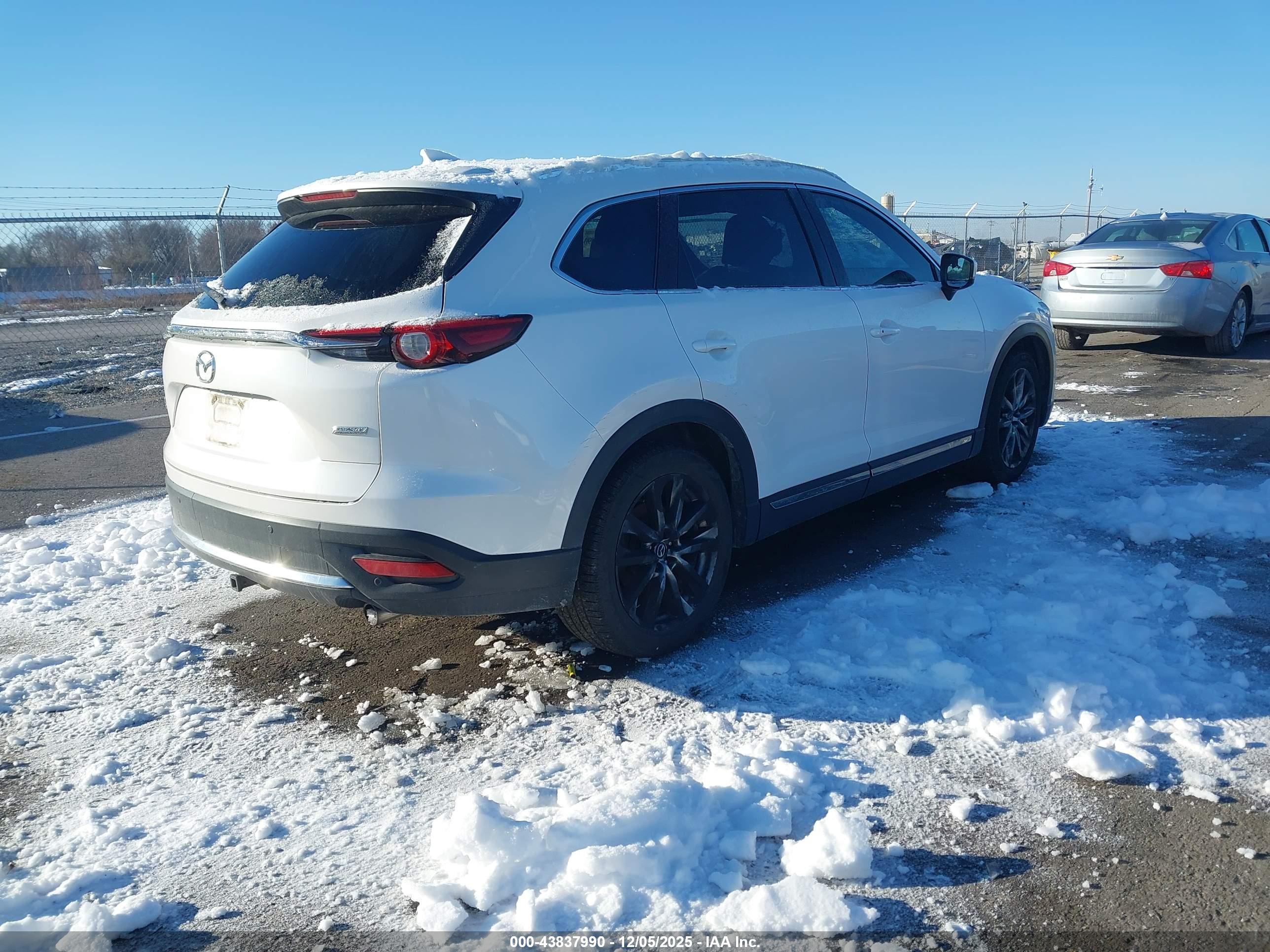 MAZDA CX-9 image 4
