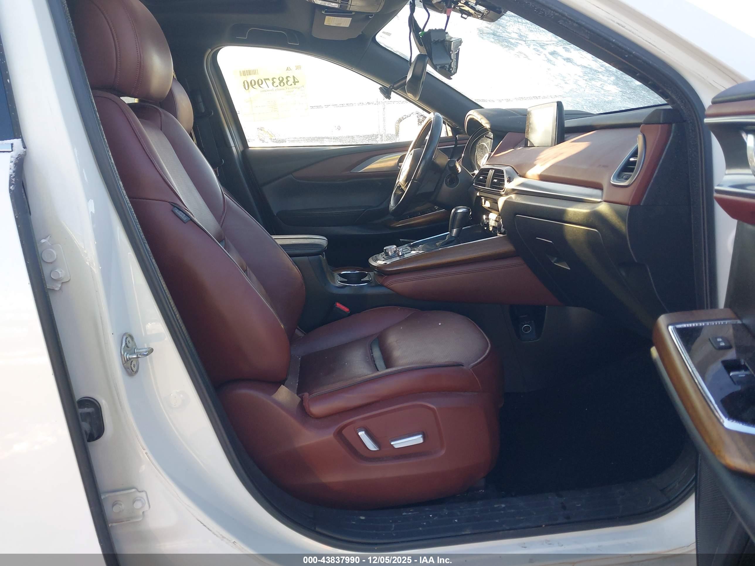 MAZDA CX-9 image 5