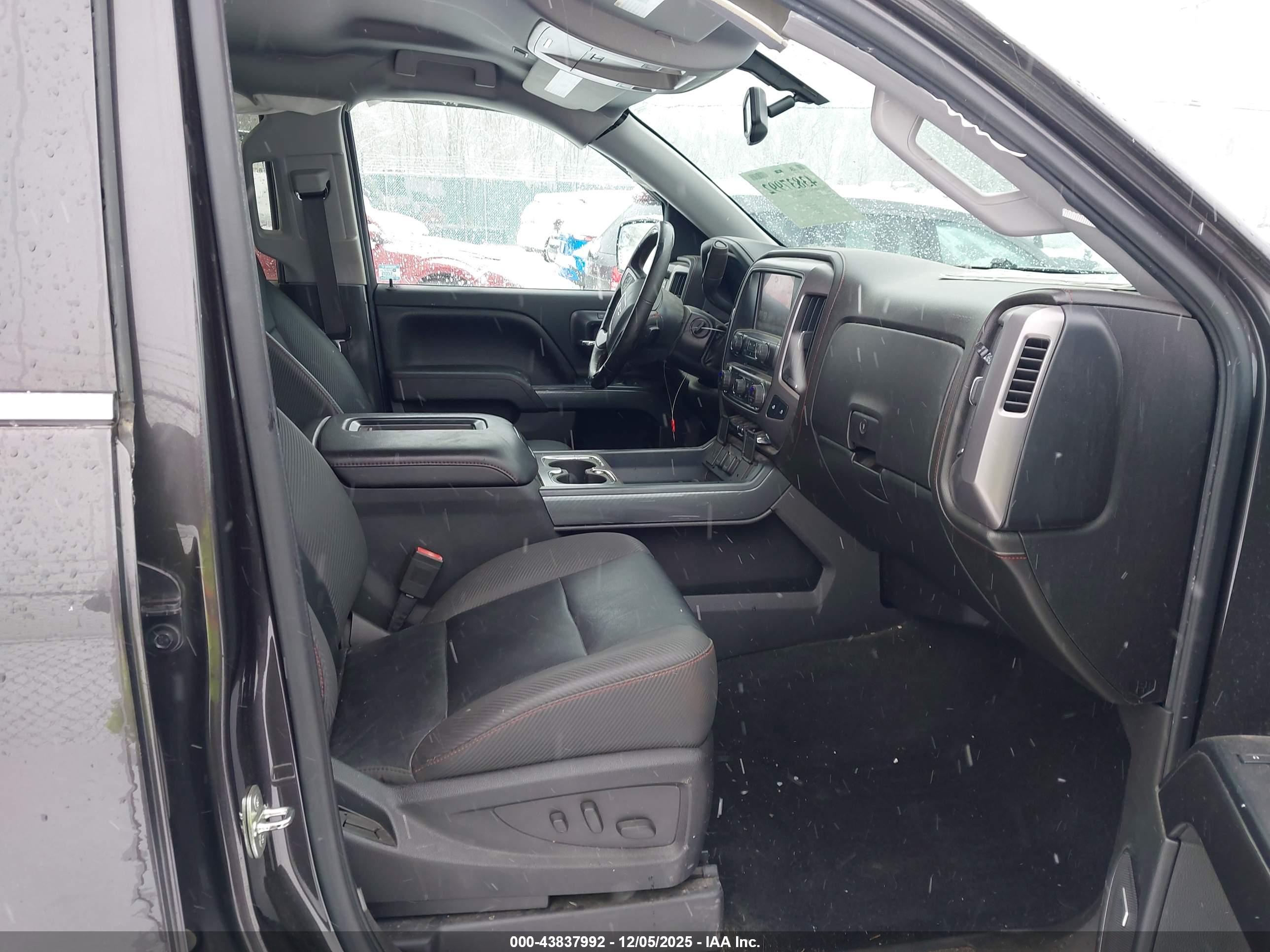 GMC SIERRA image 5
