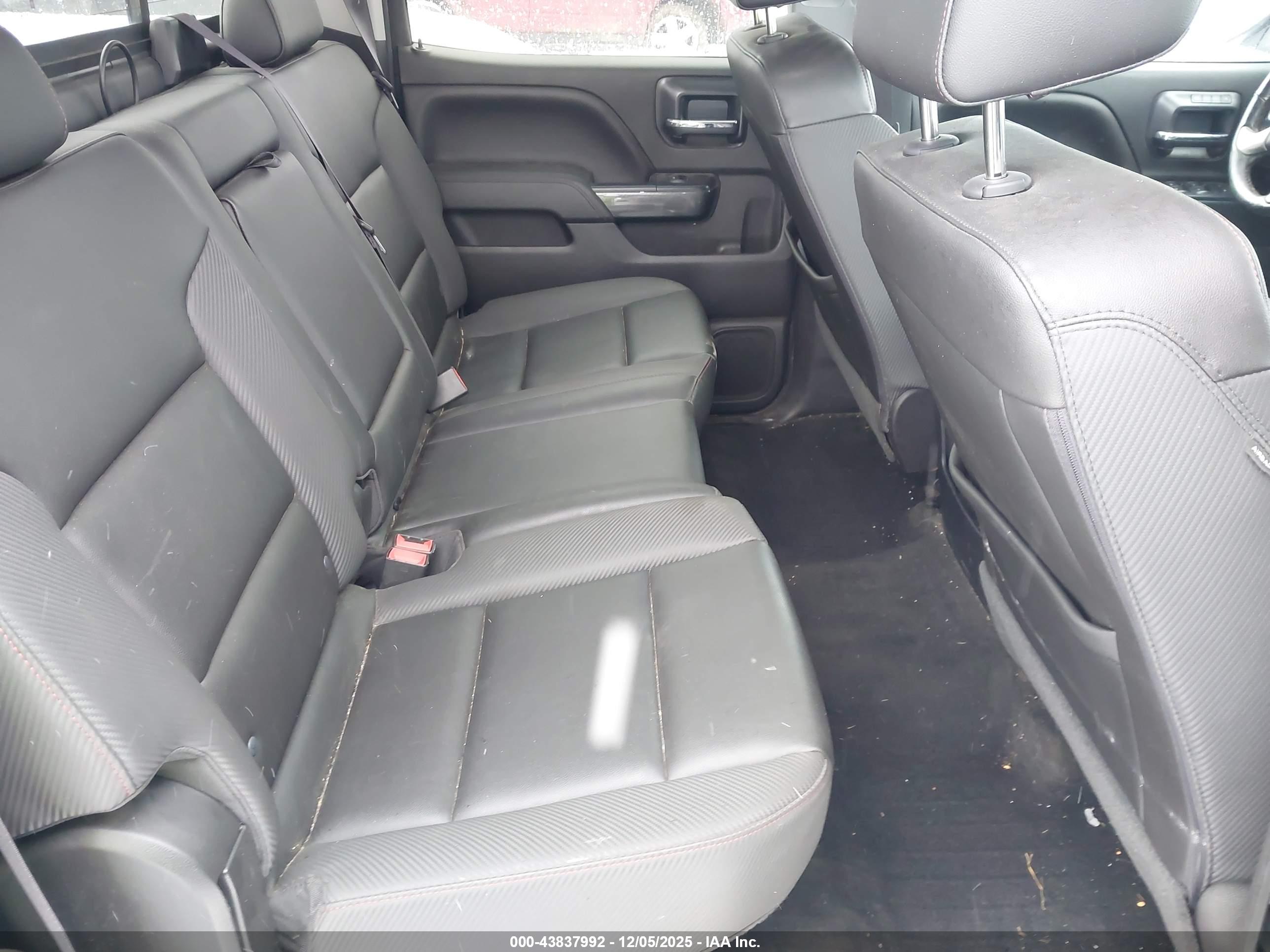 GMC SIERRA image 8