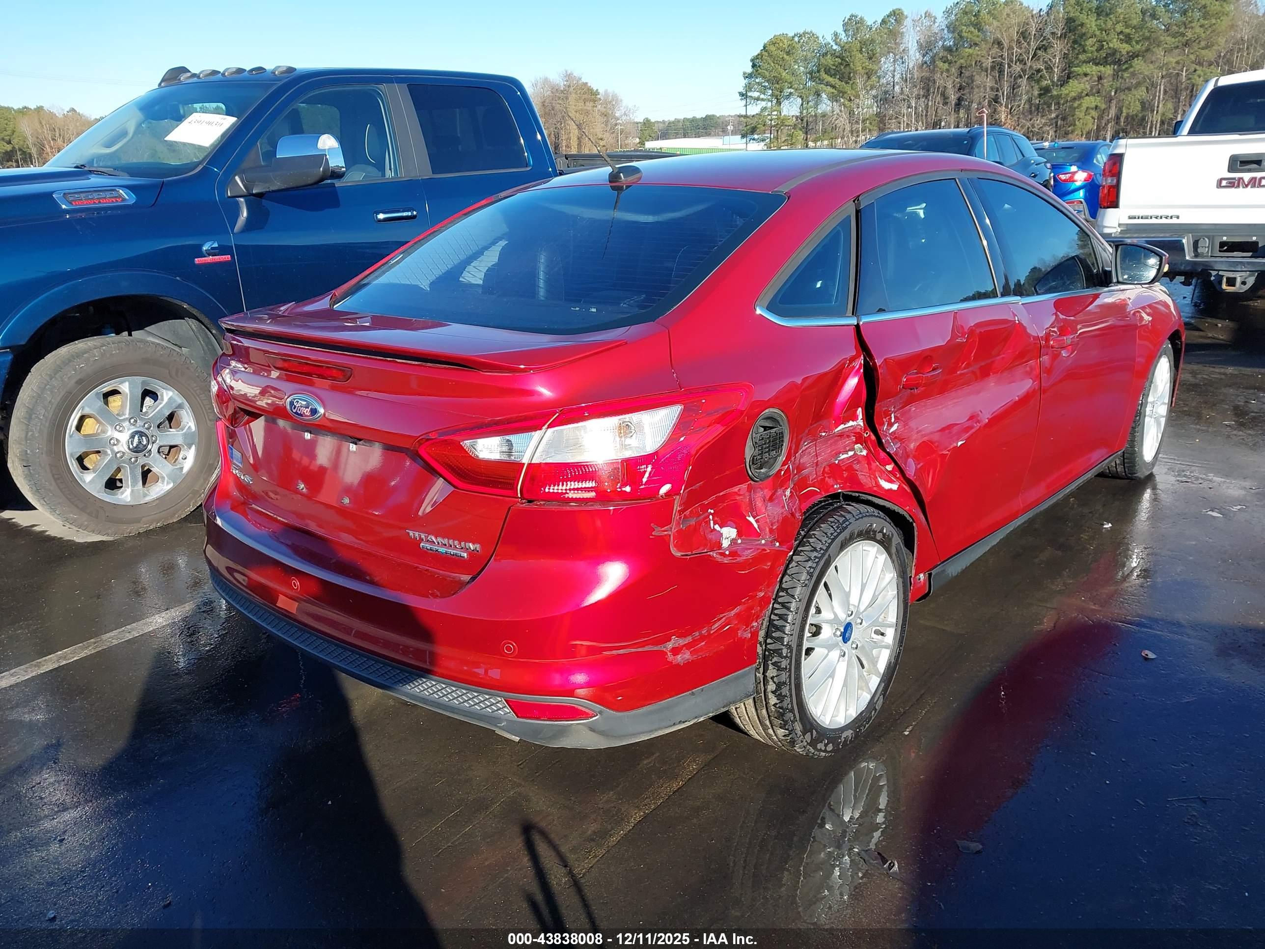 FORD FOCUS image 4