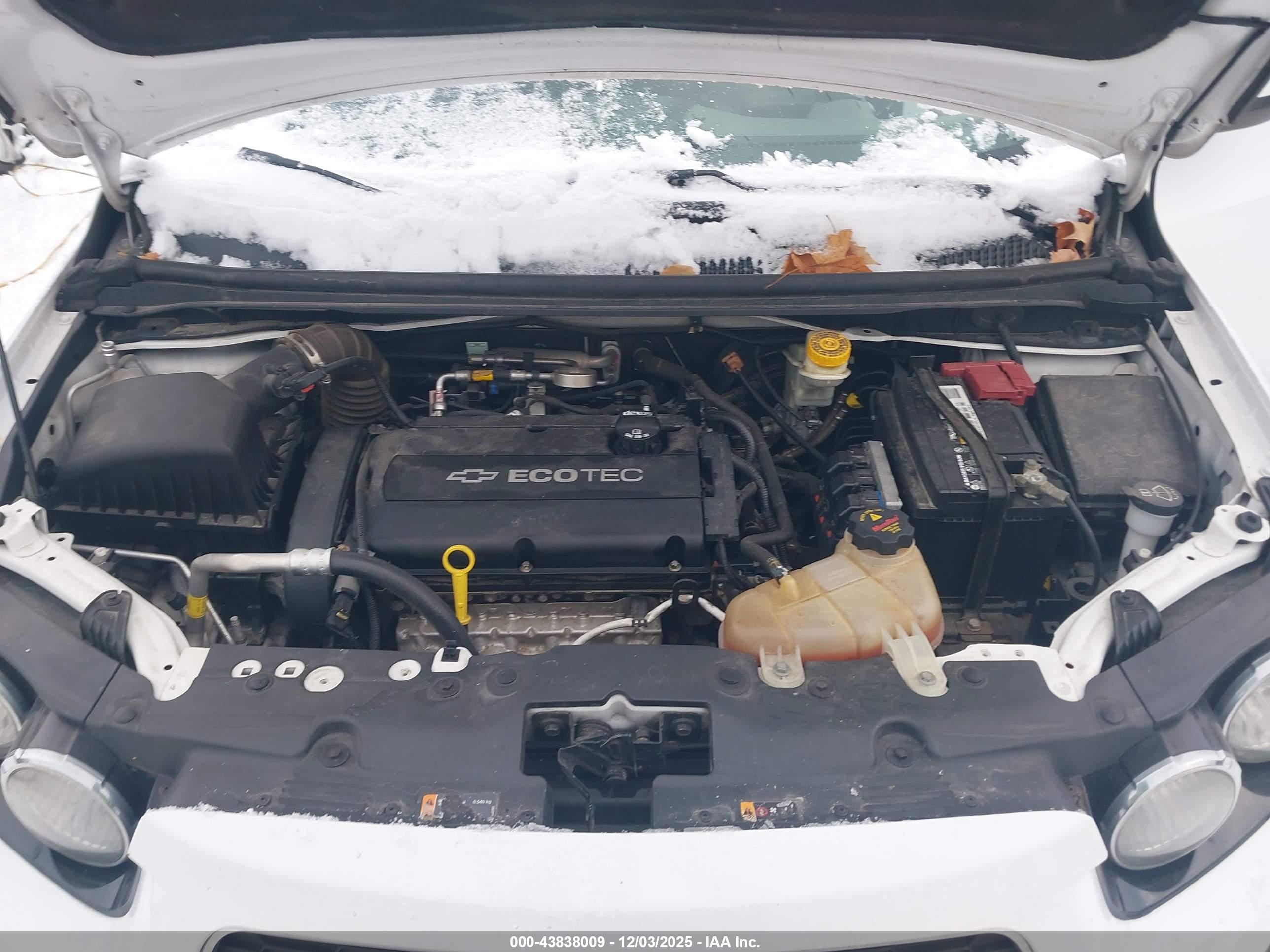 CHEVROLET SONIC image 10