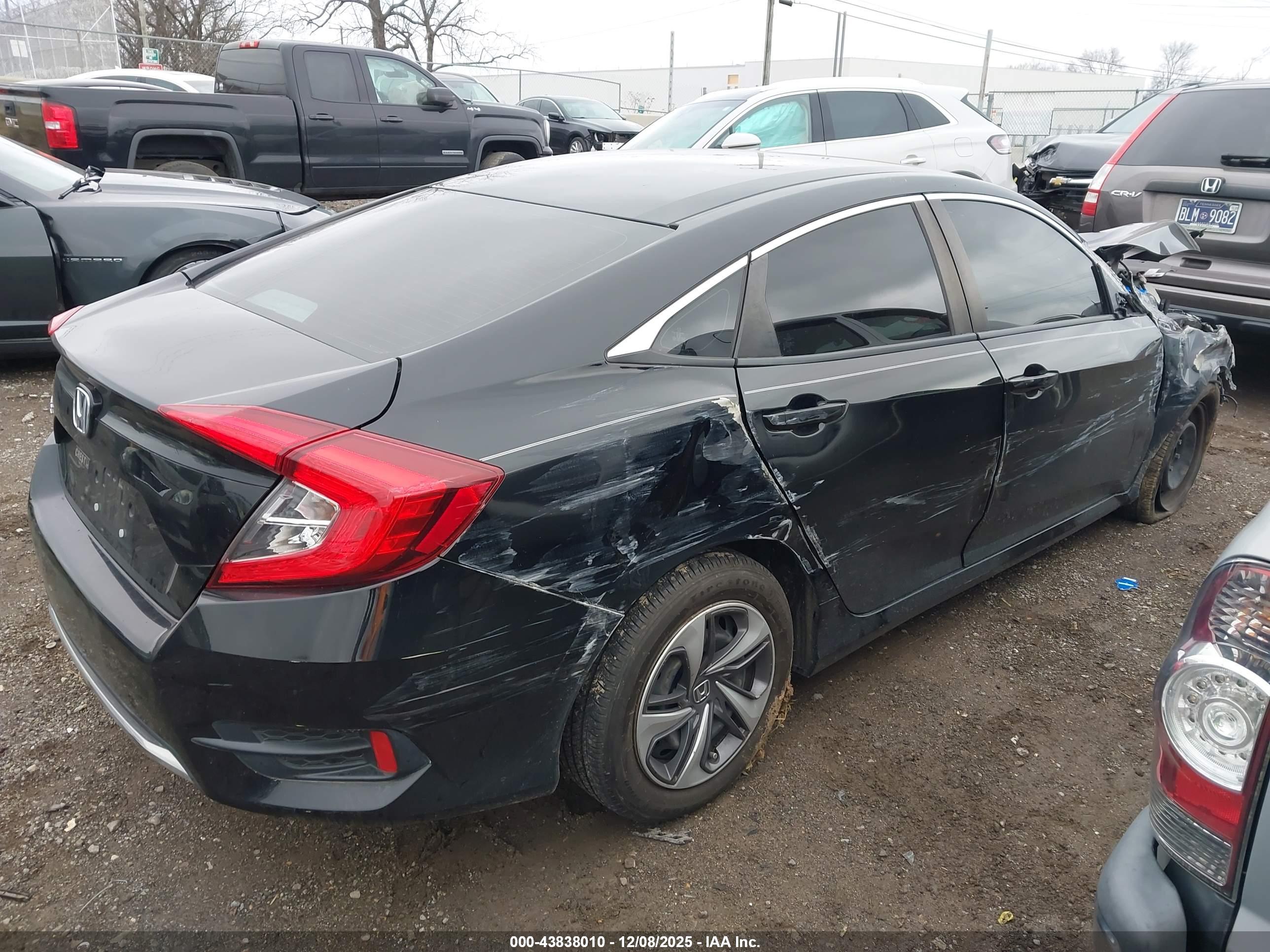 HONDA CIVIC image 4