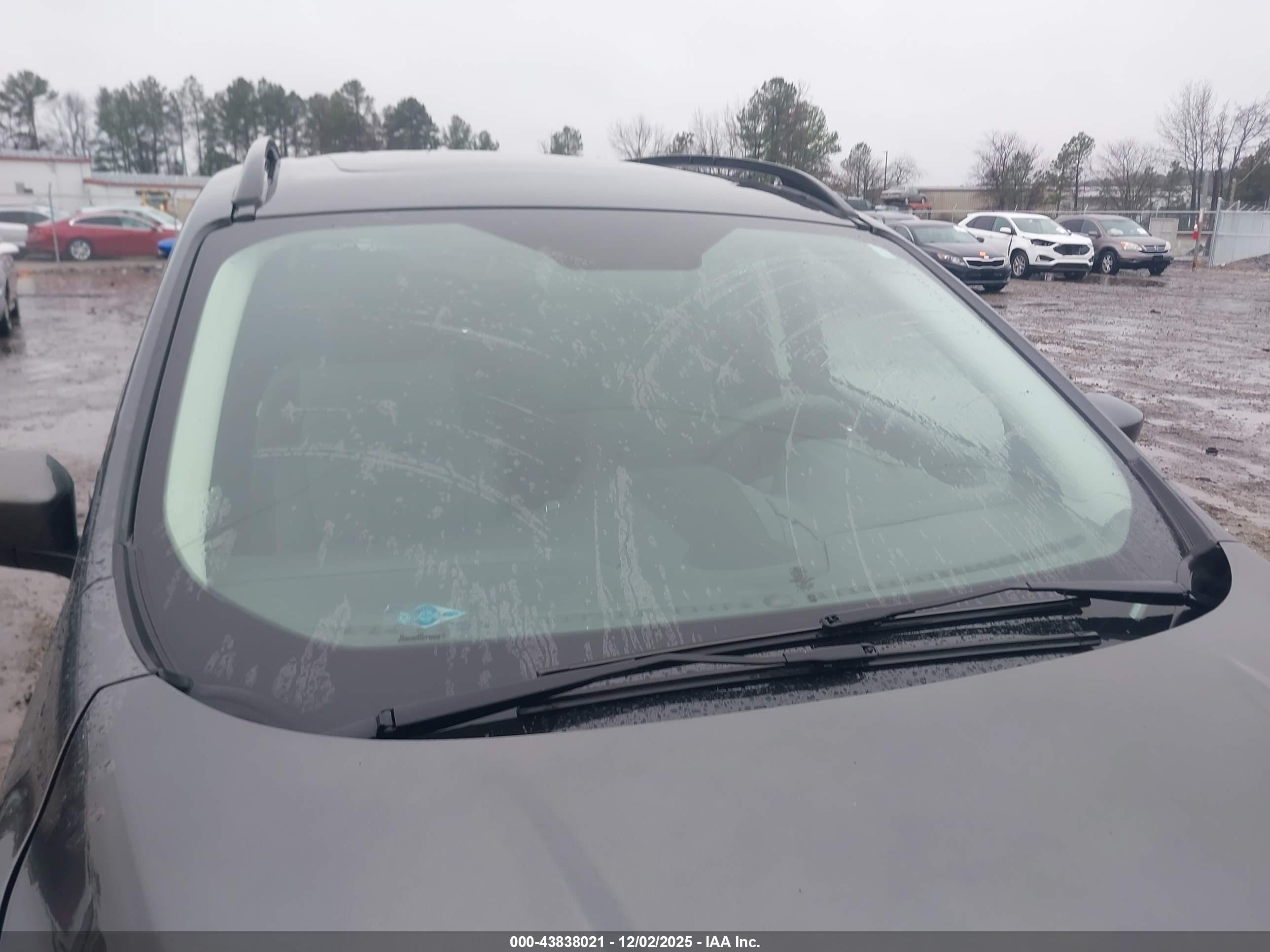FORD ESCAPE image 6