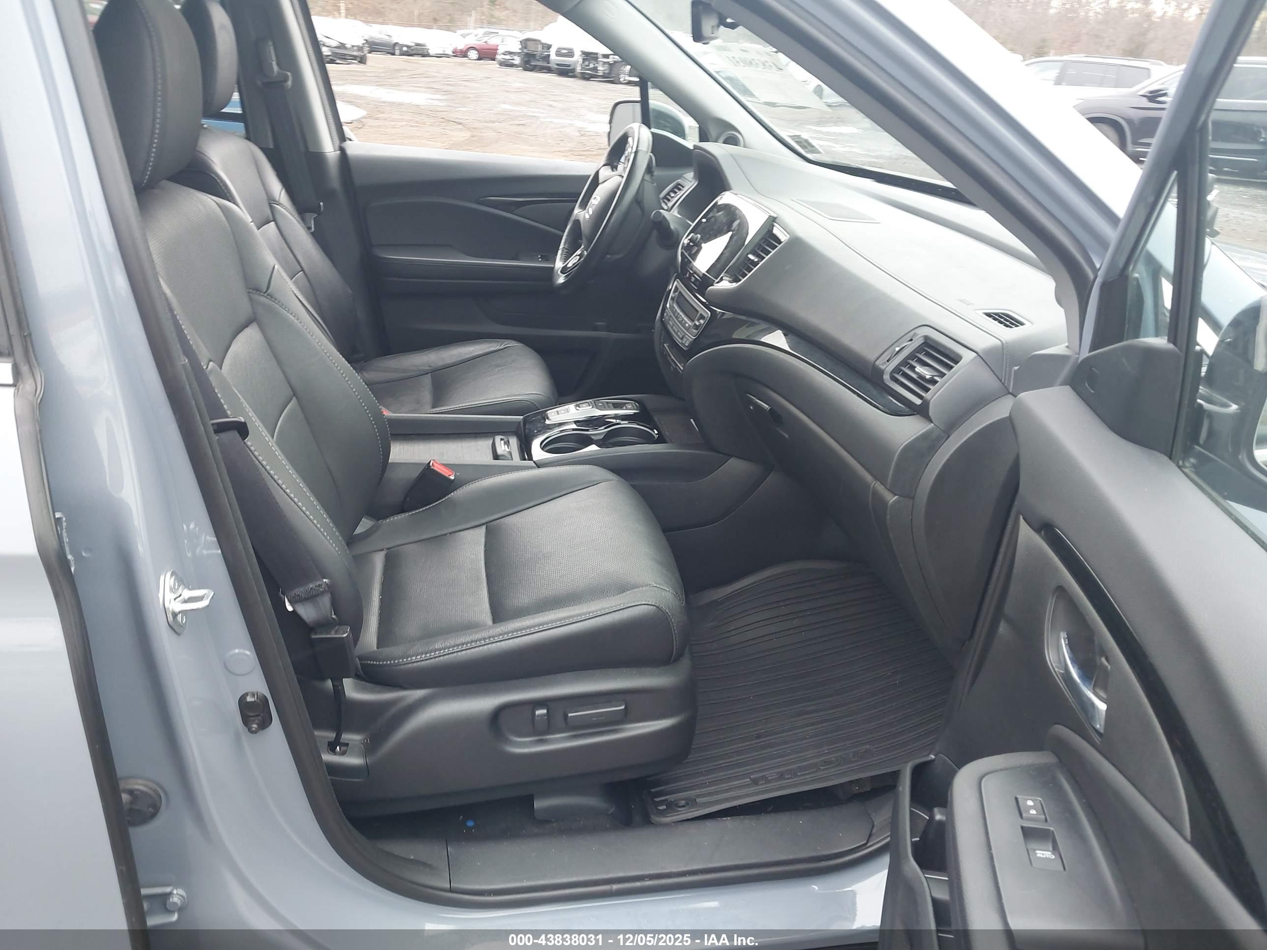 HONDA PILOT image 5
