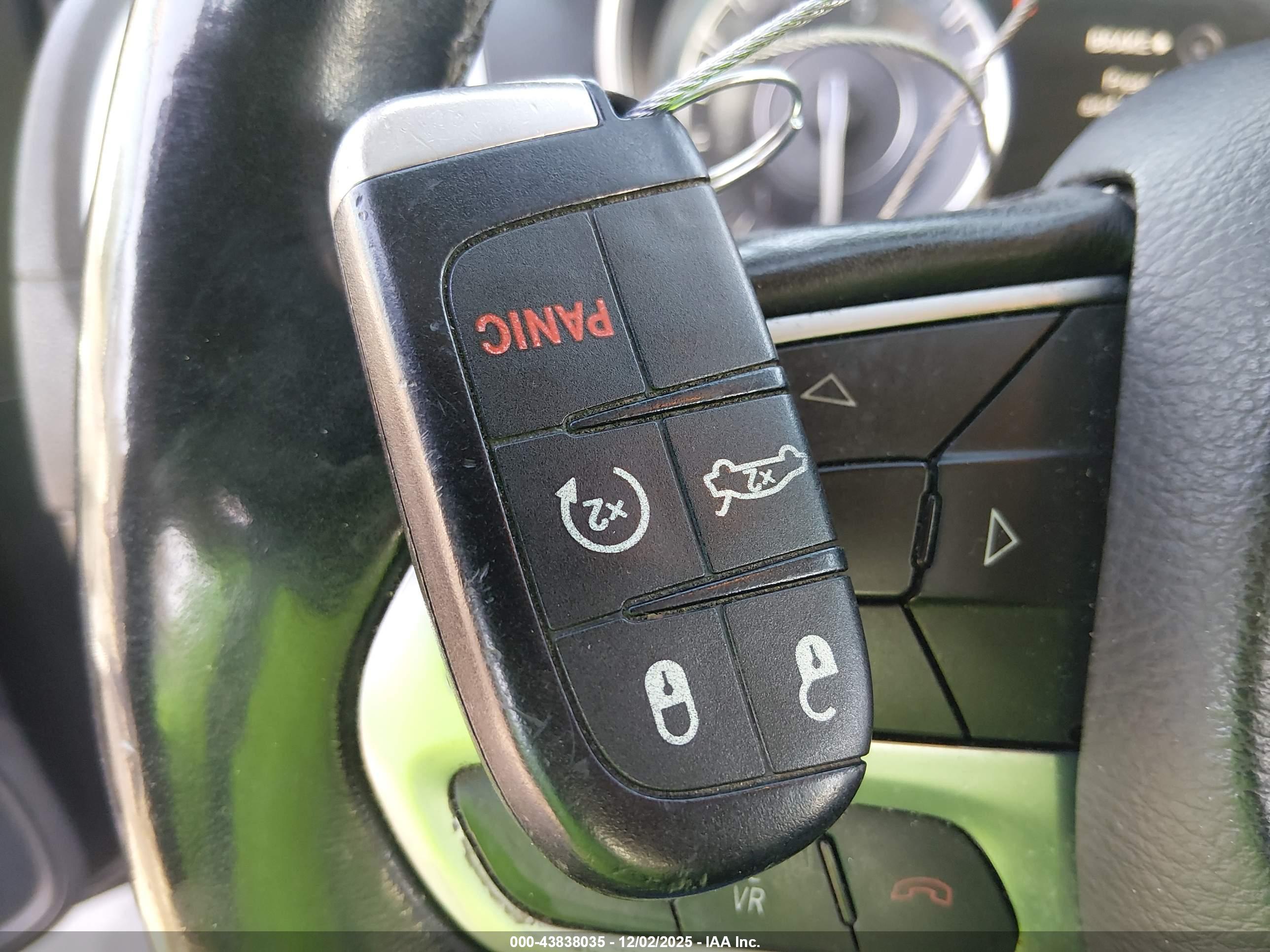 CHRYSLER 300C image 11