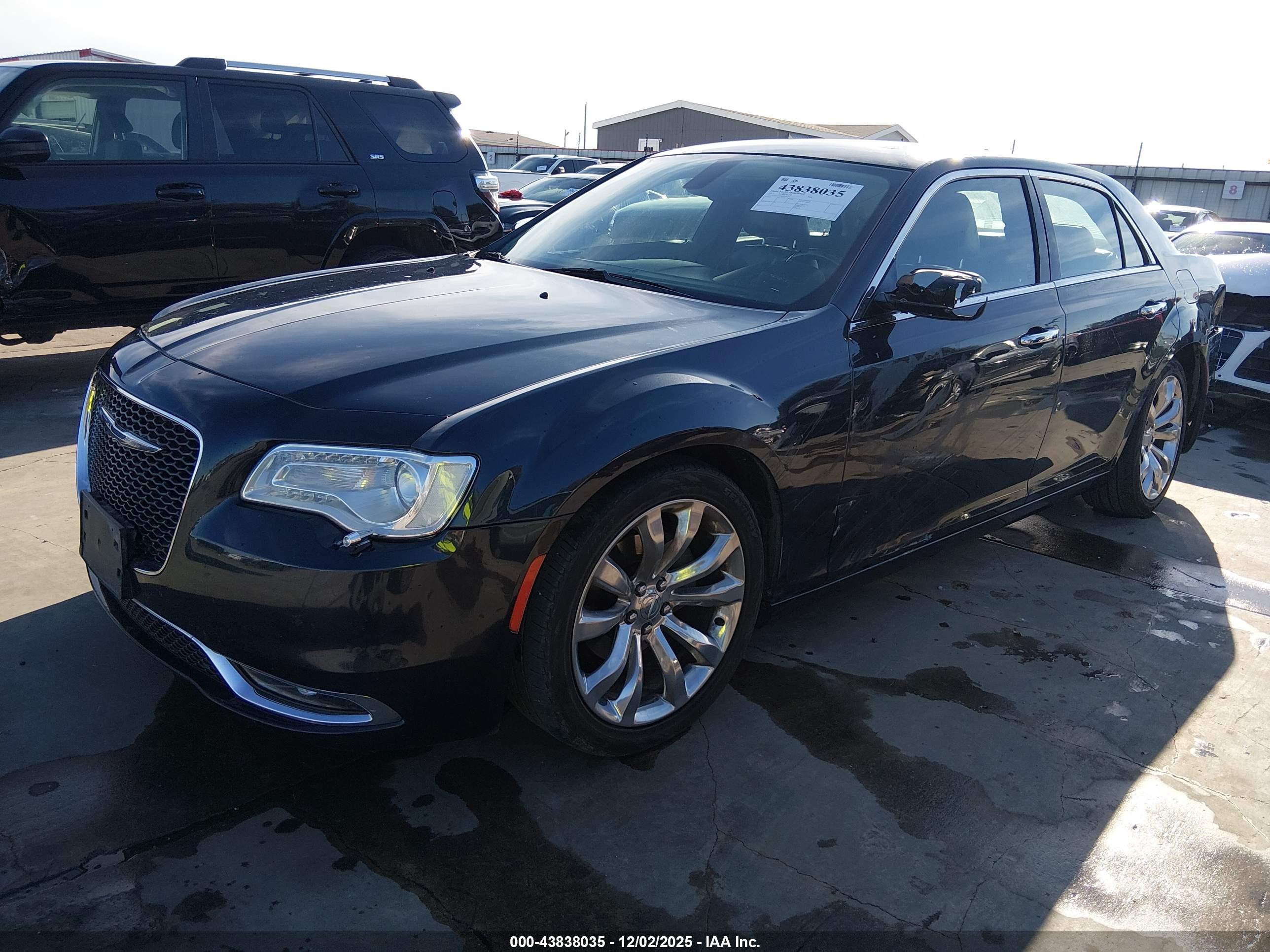 CHRYSLER 300C image 2
