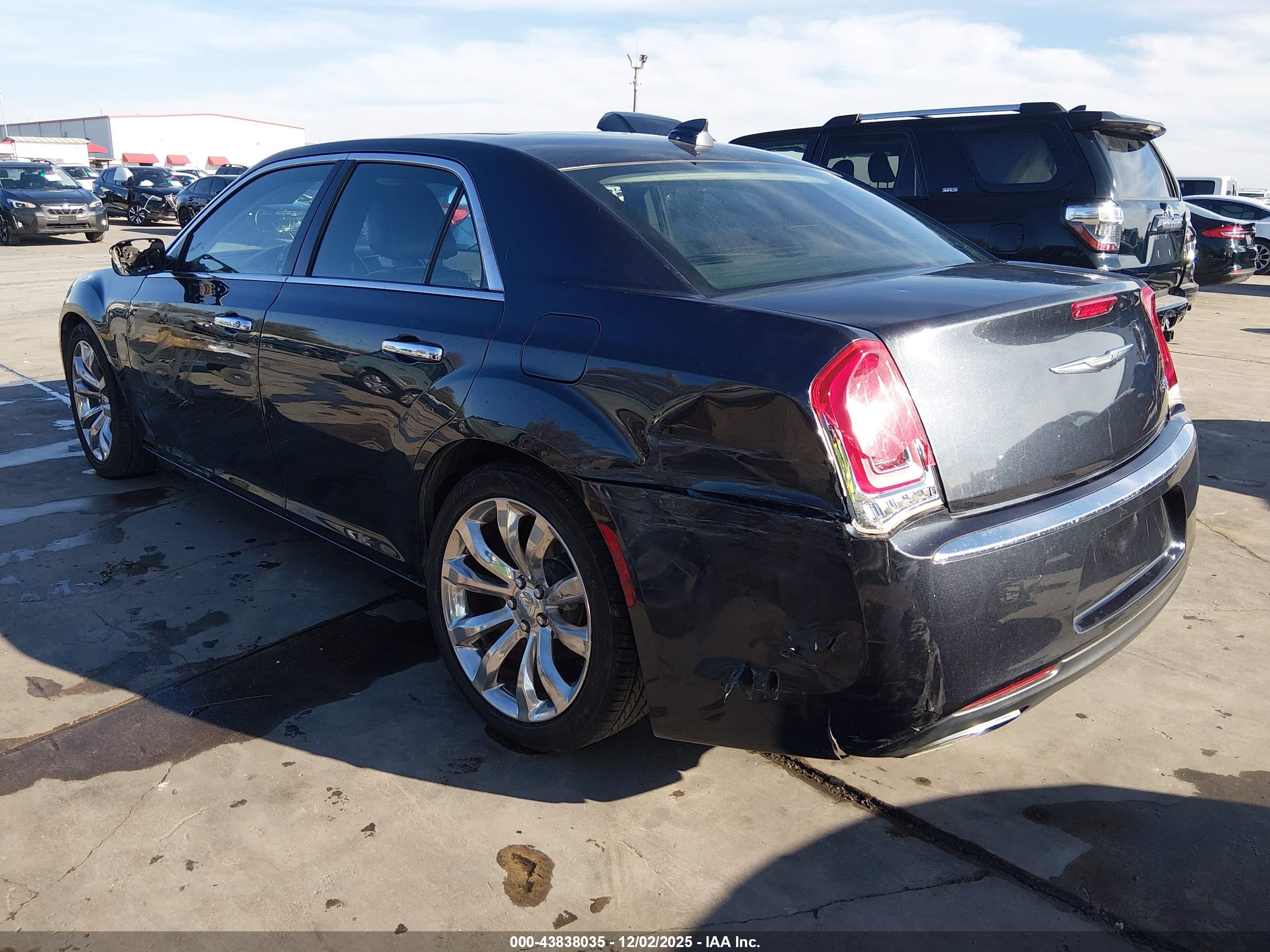 CHRYSLER 300C image 3