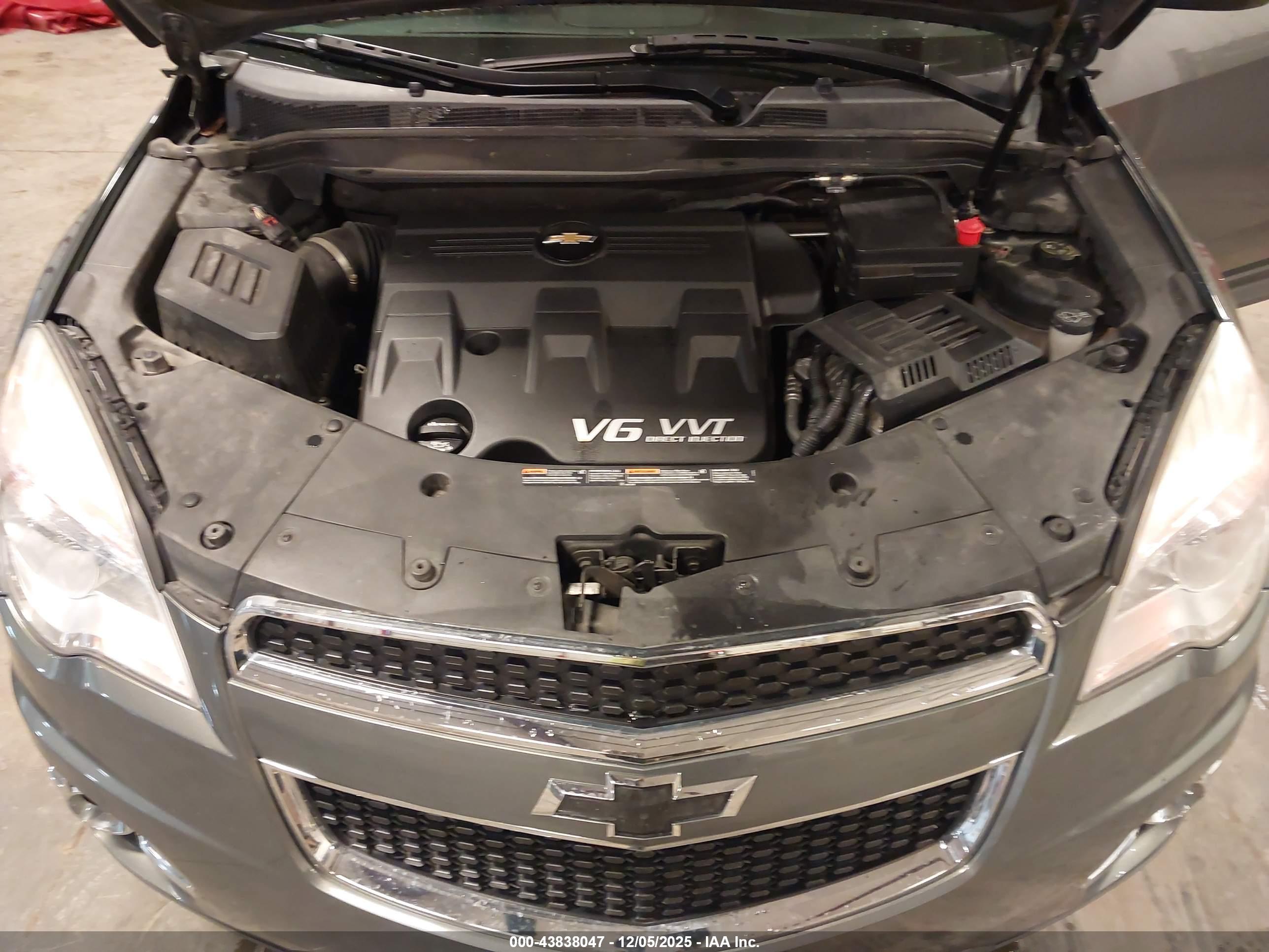 CHEVROLET EQUINOX image 10