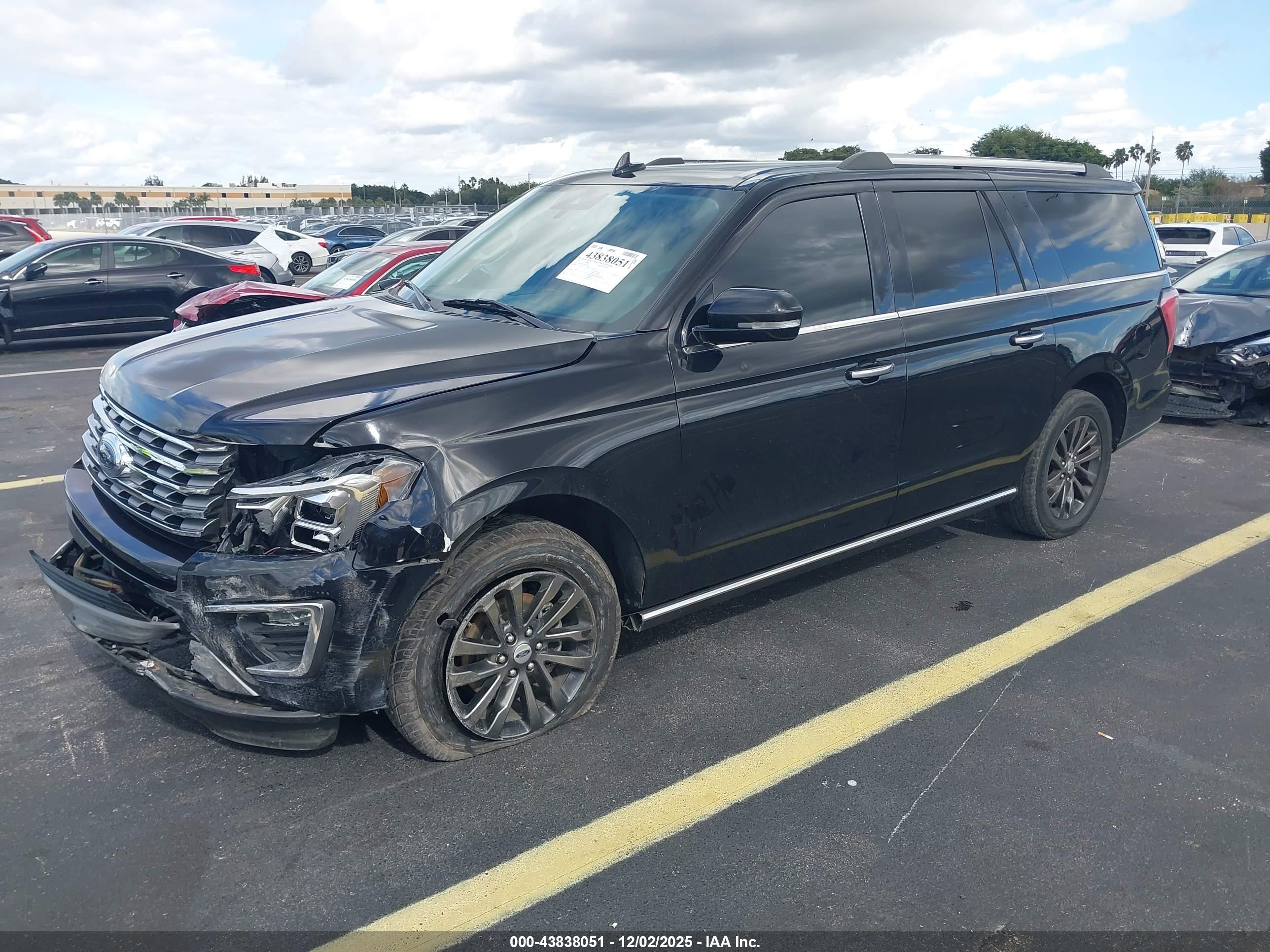 FORD EXPEDITION image 2