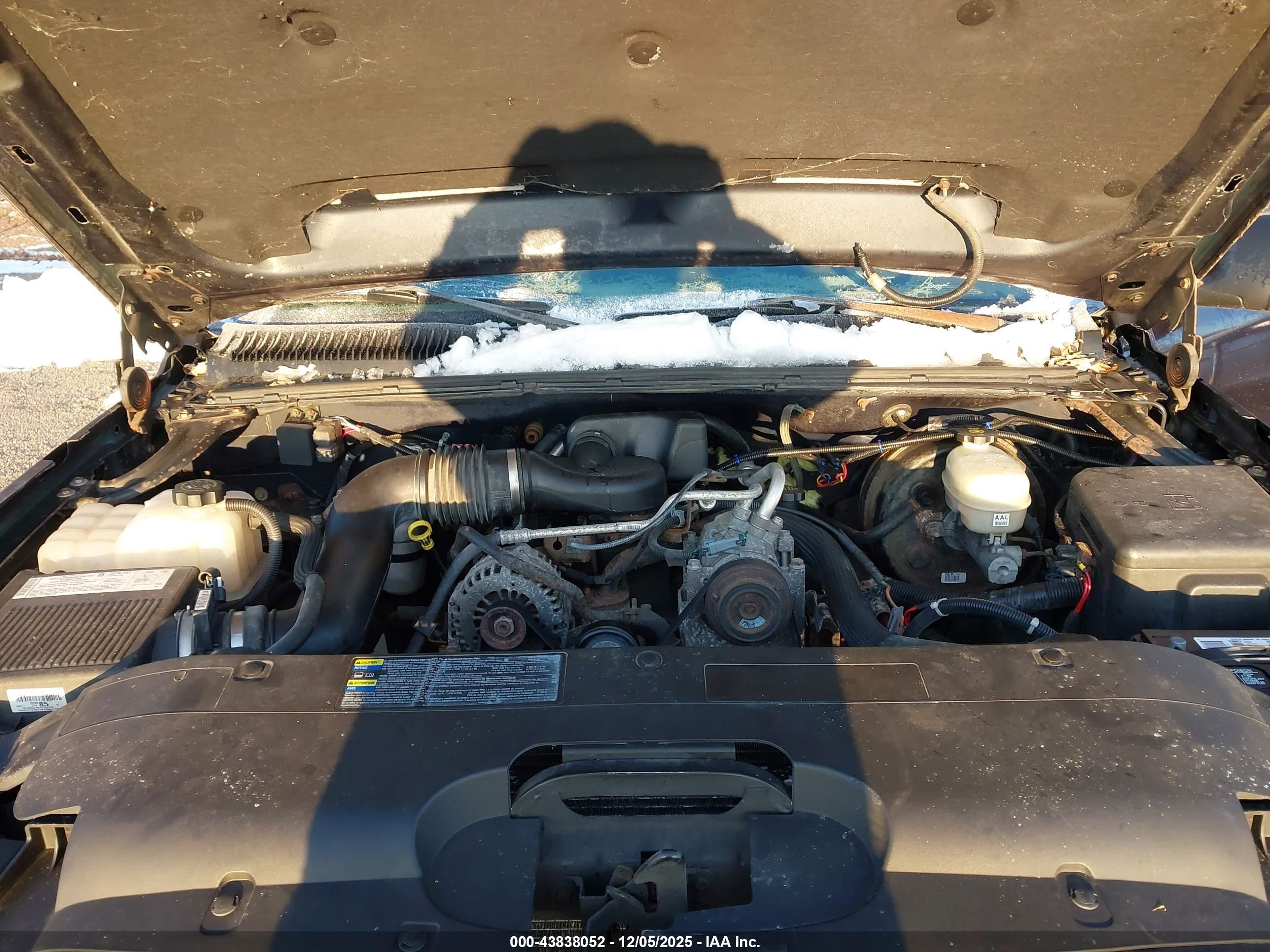 CHEVROLET SILVERADO image 10