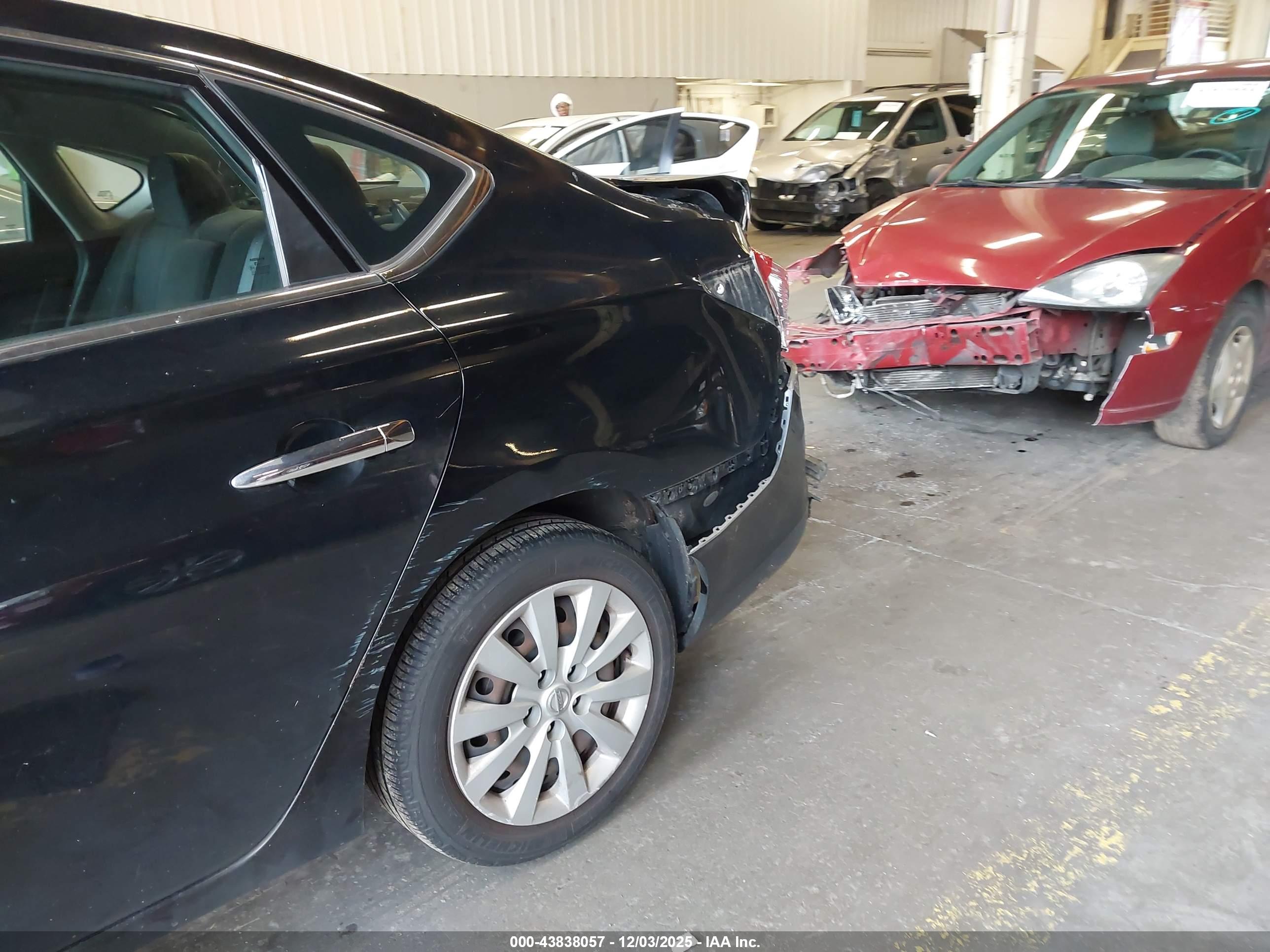 NISSAN SENTRA image 6