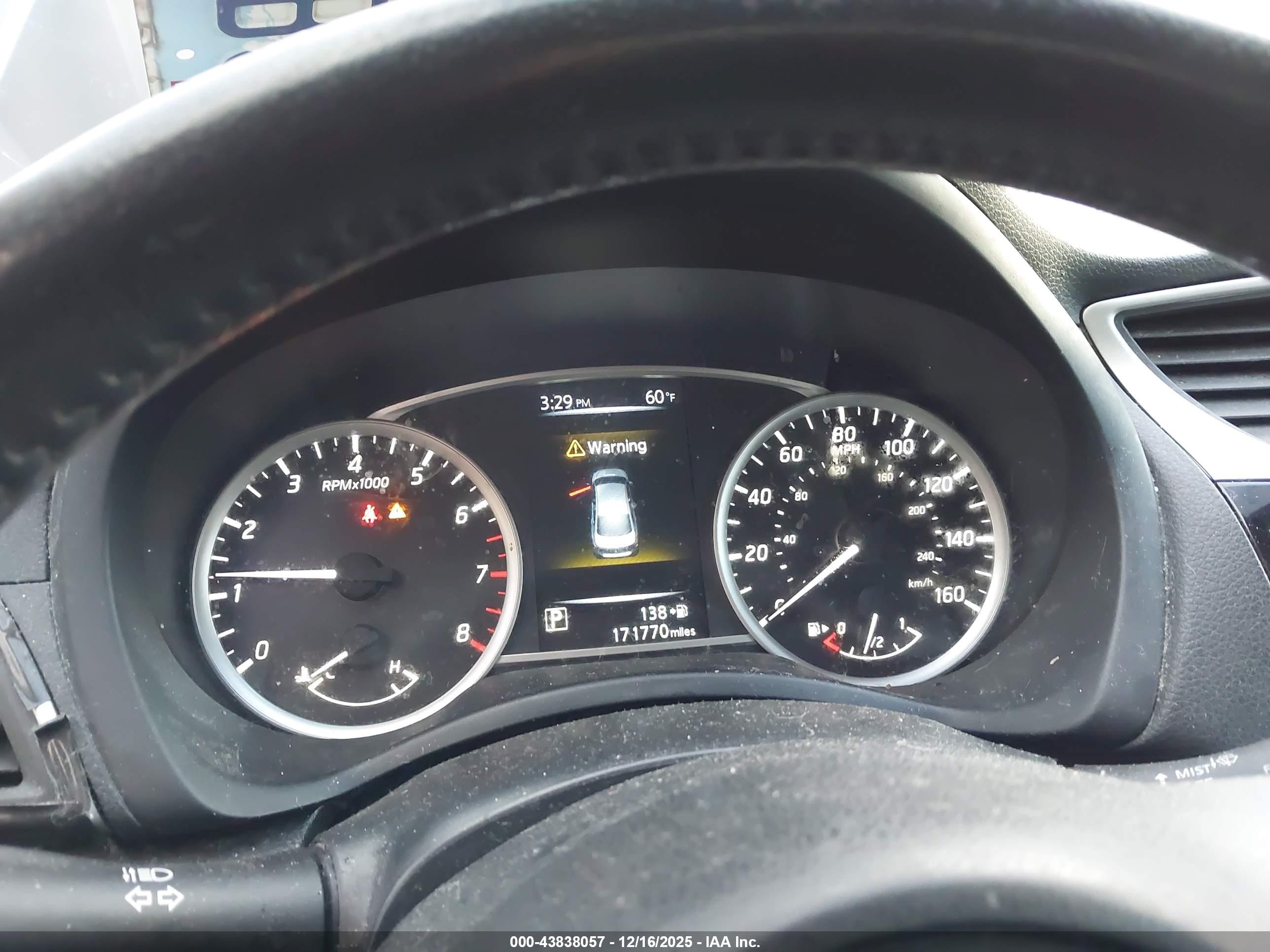 NISSAN SENTRA image 7