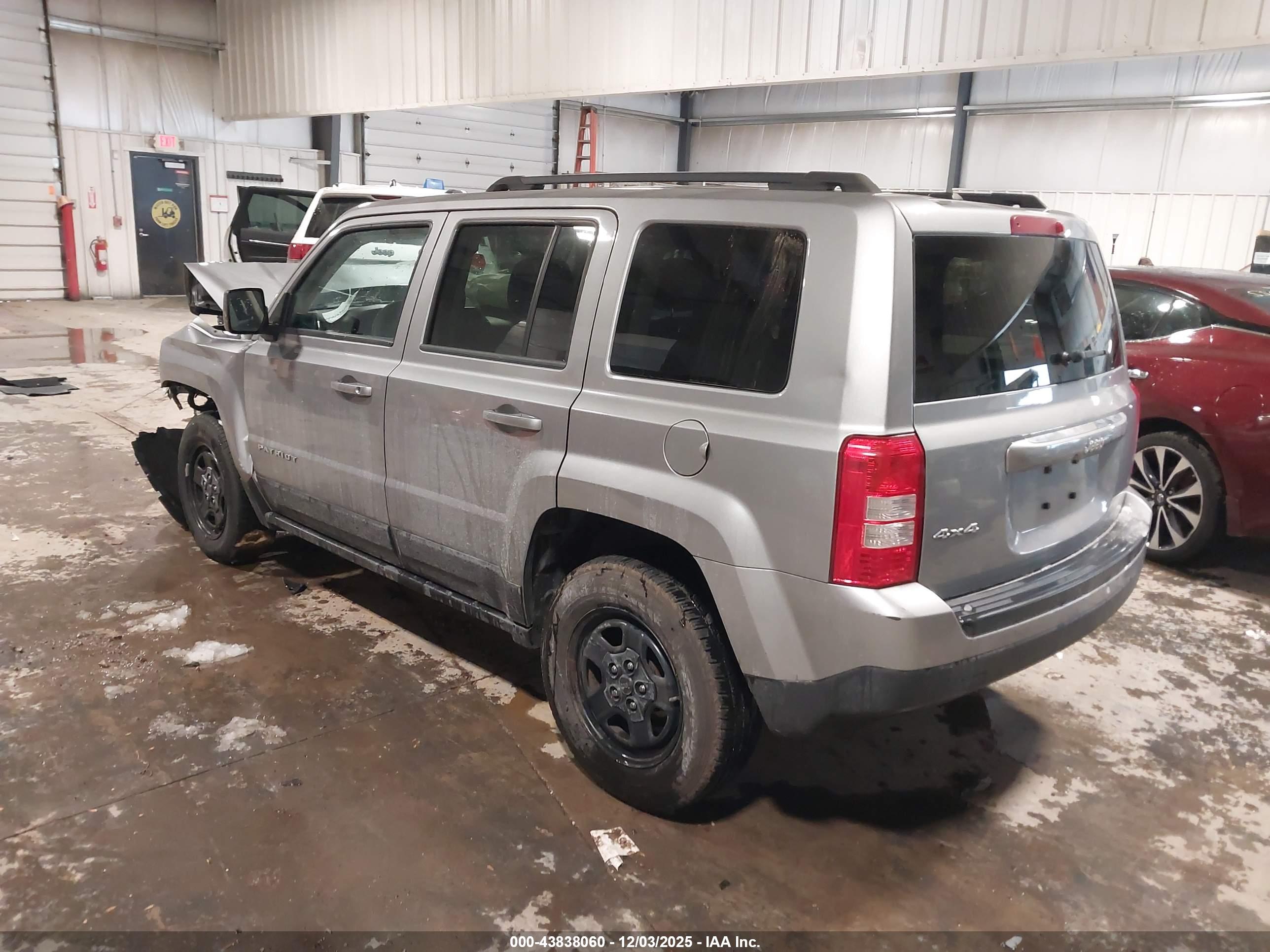 JEEP PATRIOT image 3