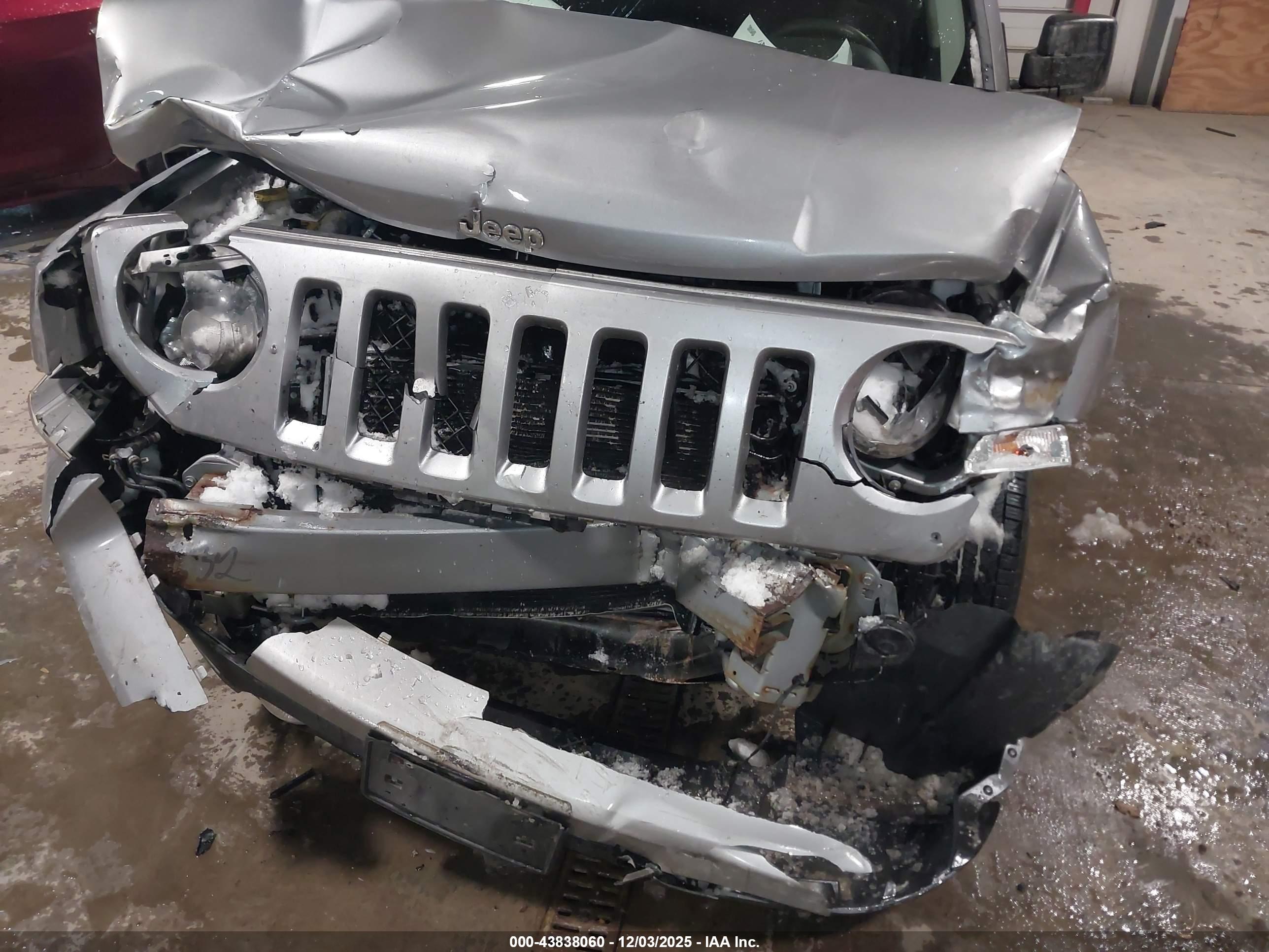 JEEP PATRIOT image 6