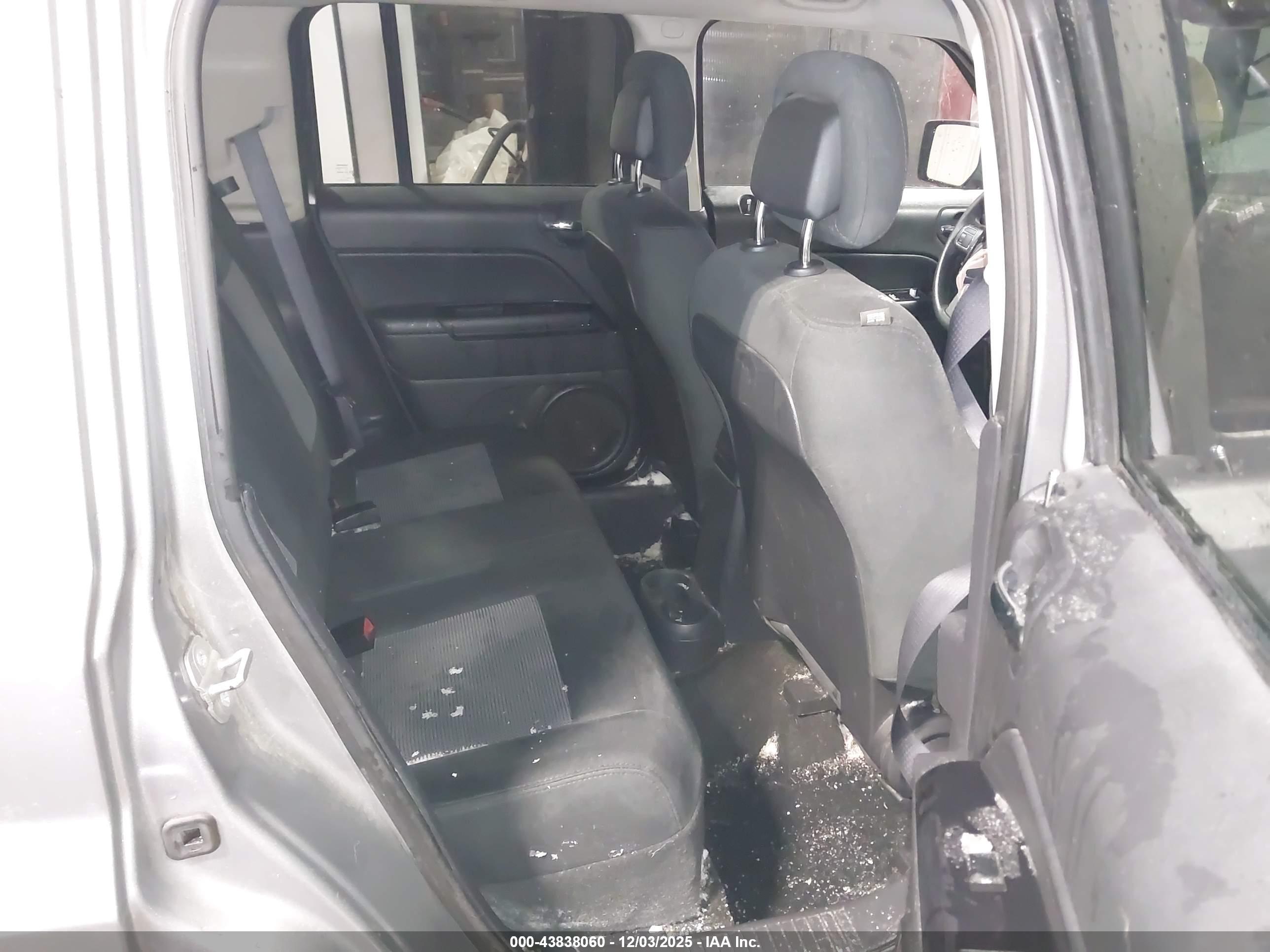 JEEP PATRIOT image 8