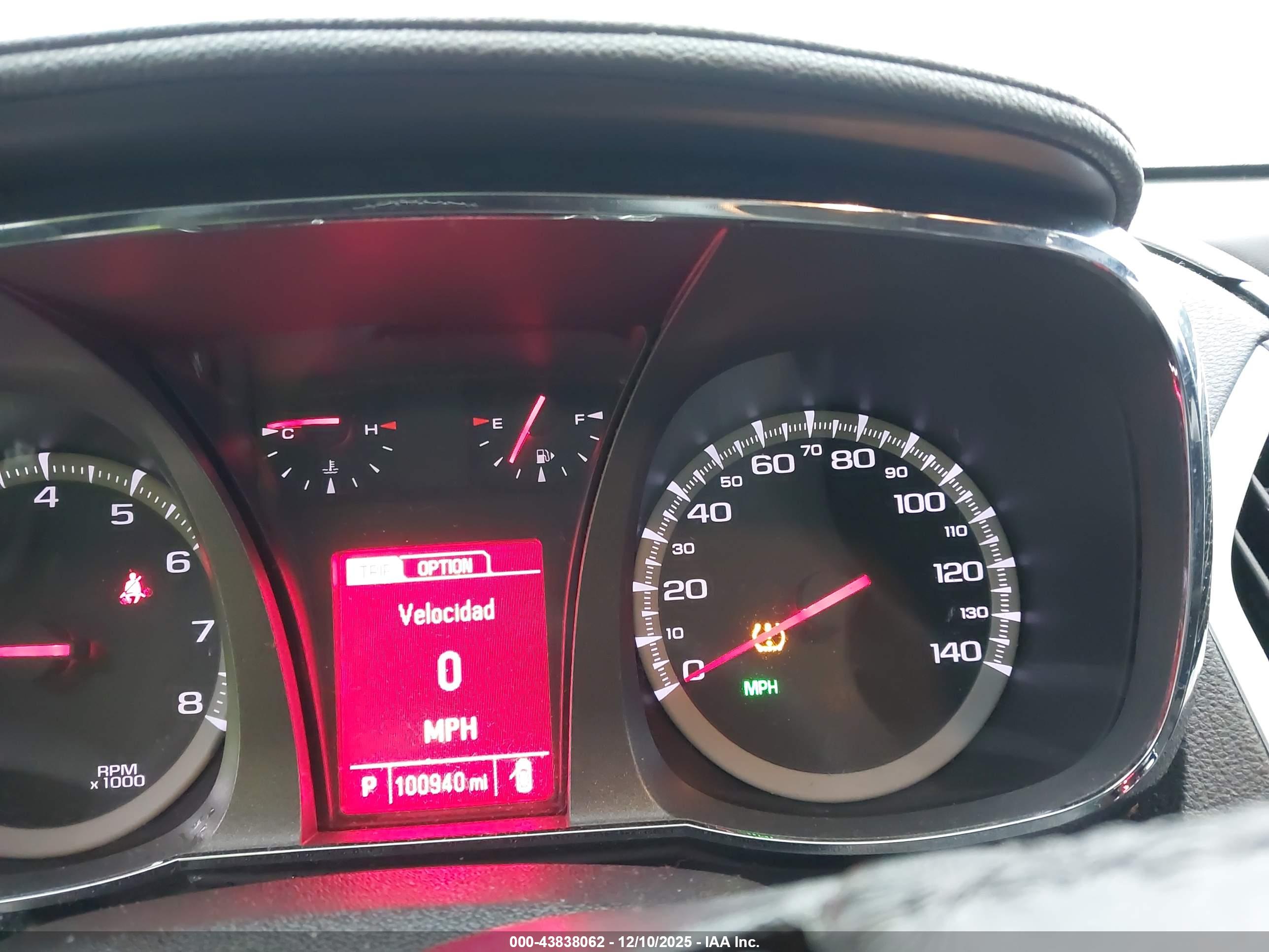 GMC TERRAIN image 7