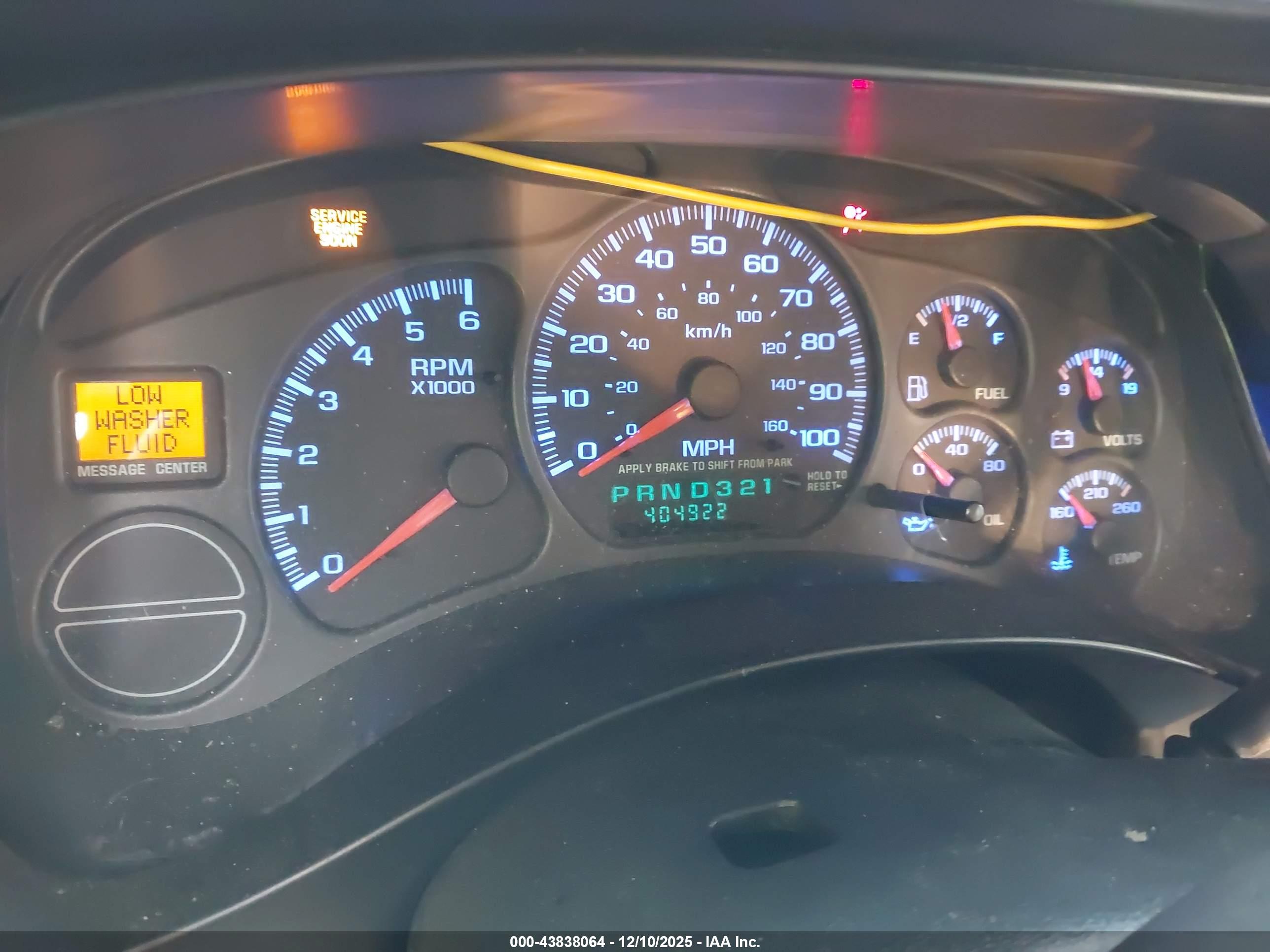 GMC YUKON image 7