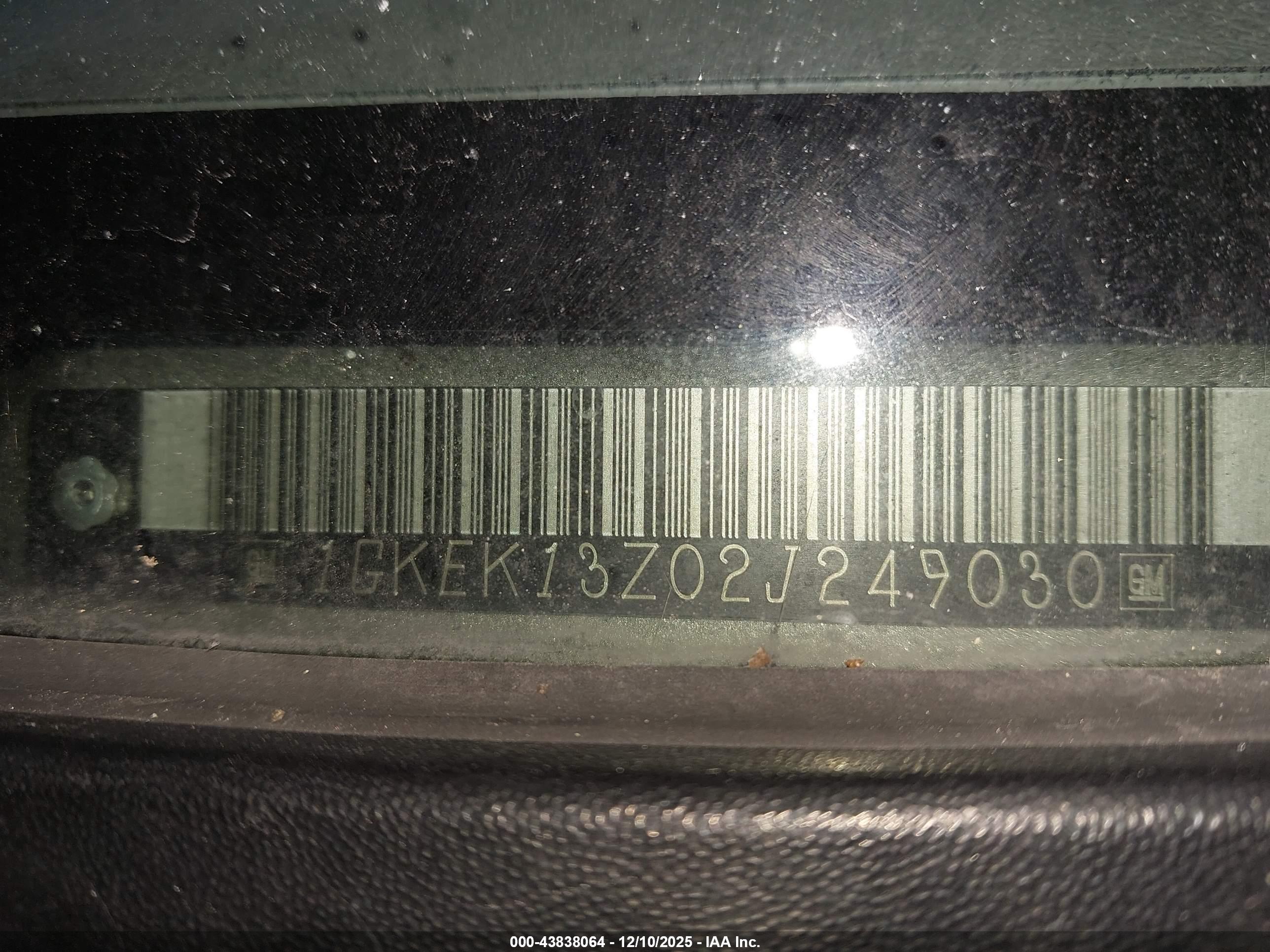GMC YUKON image 9