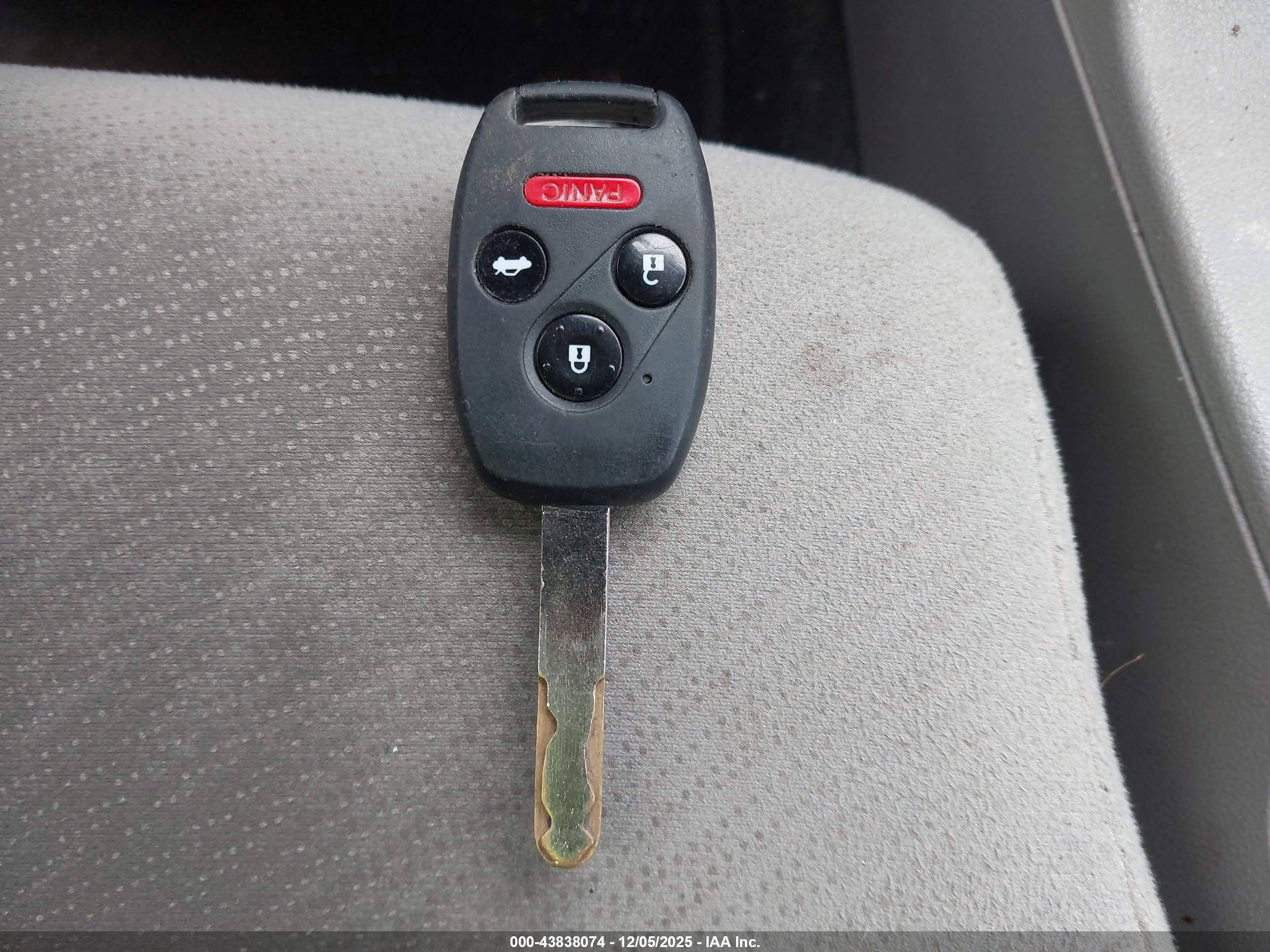 HONDA CIVIC image 11