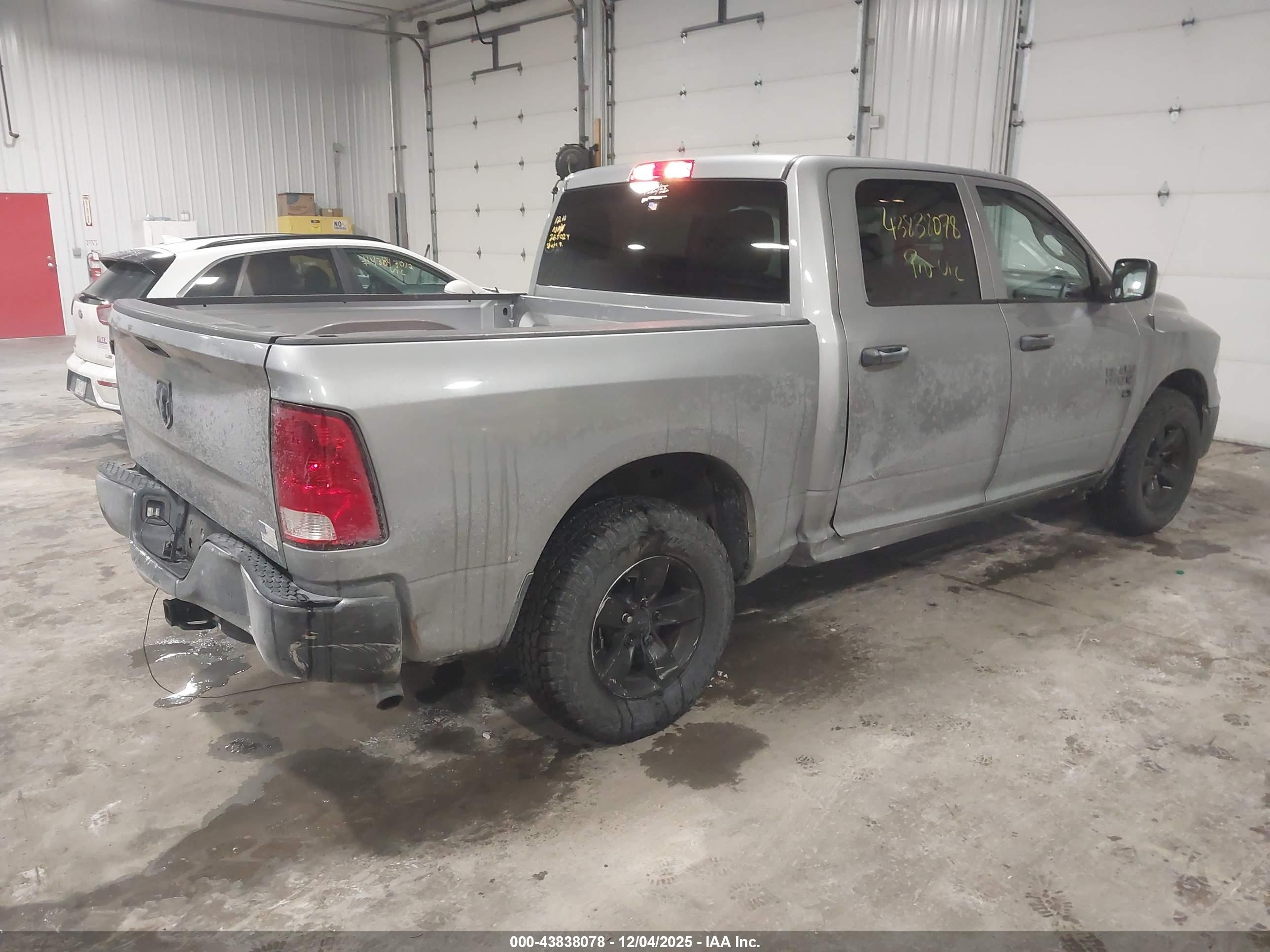 RAM 1500 image 4