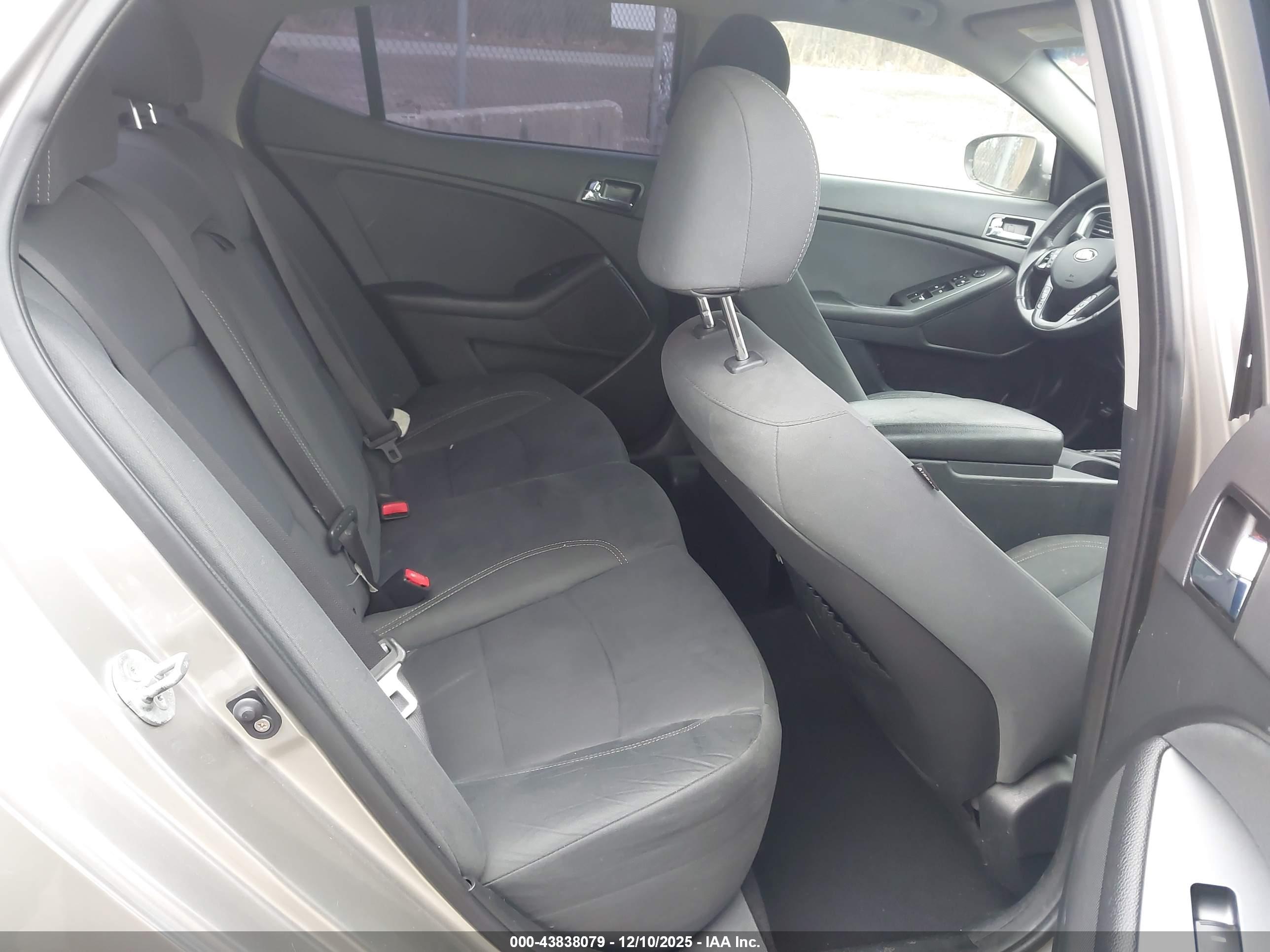 KIA OPTIMA image 8