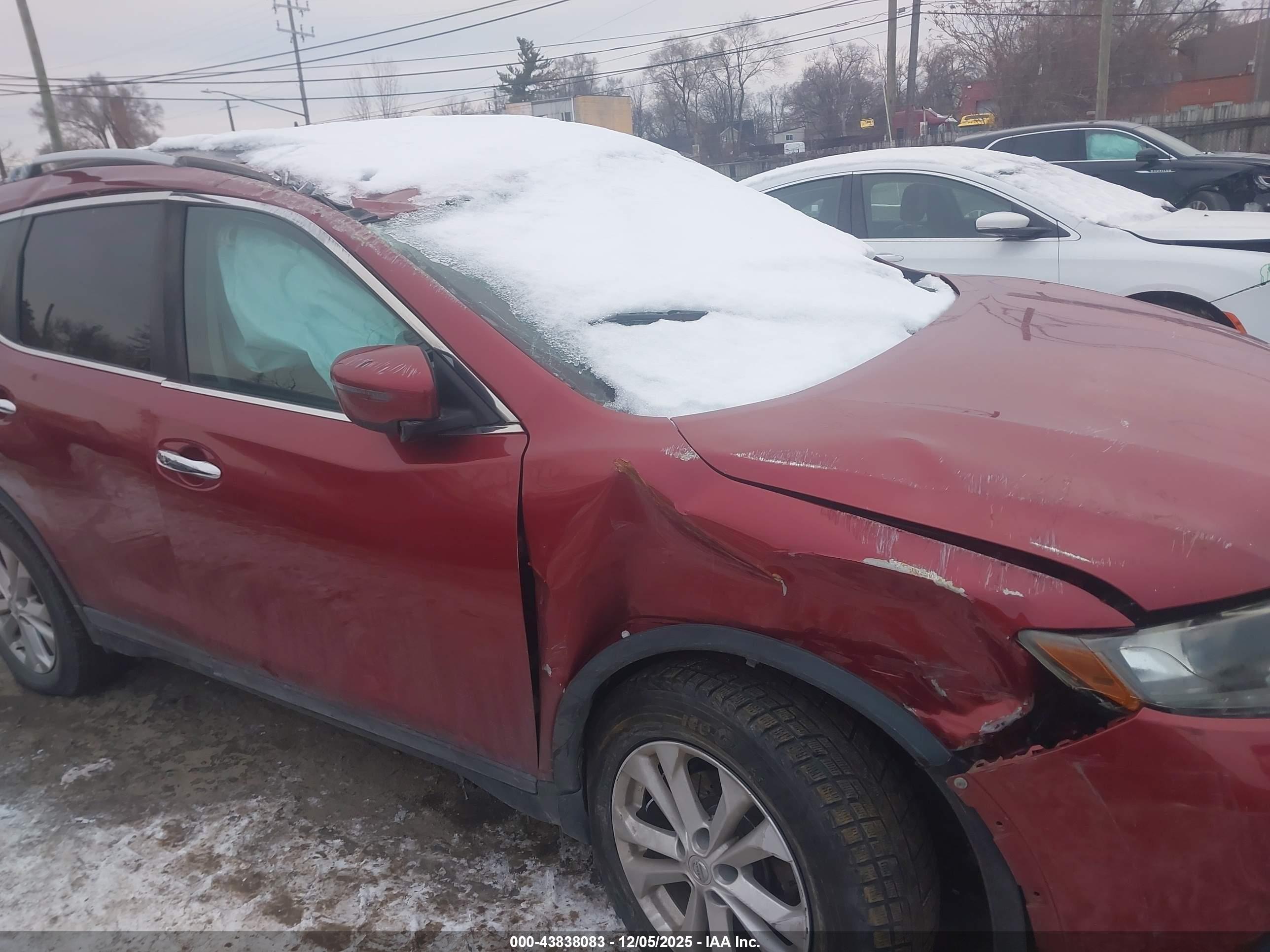NISSAN ROGUE image 6