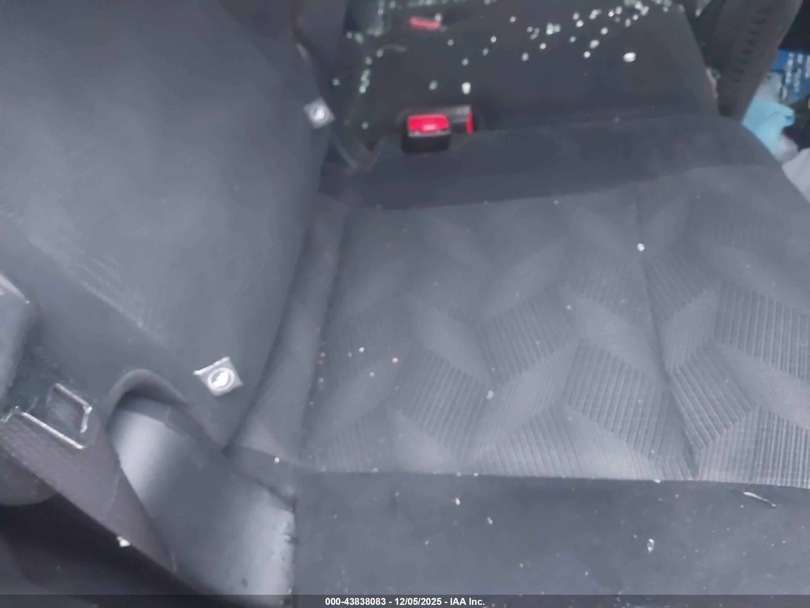 NISSAN ROGUE image 8