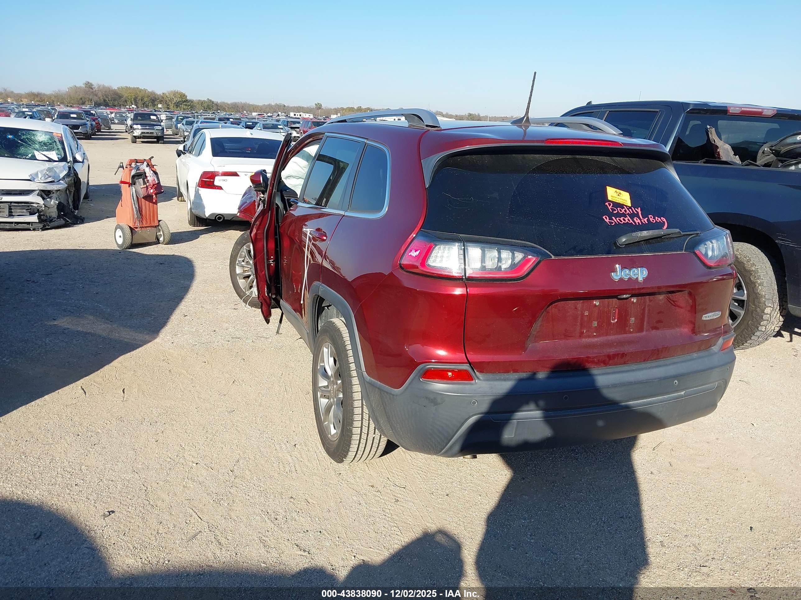 JEEP CHEROKEE image 3