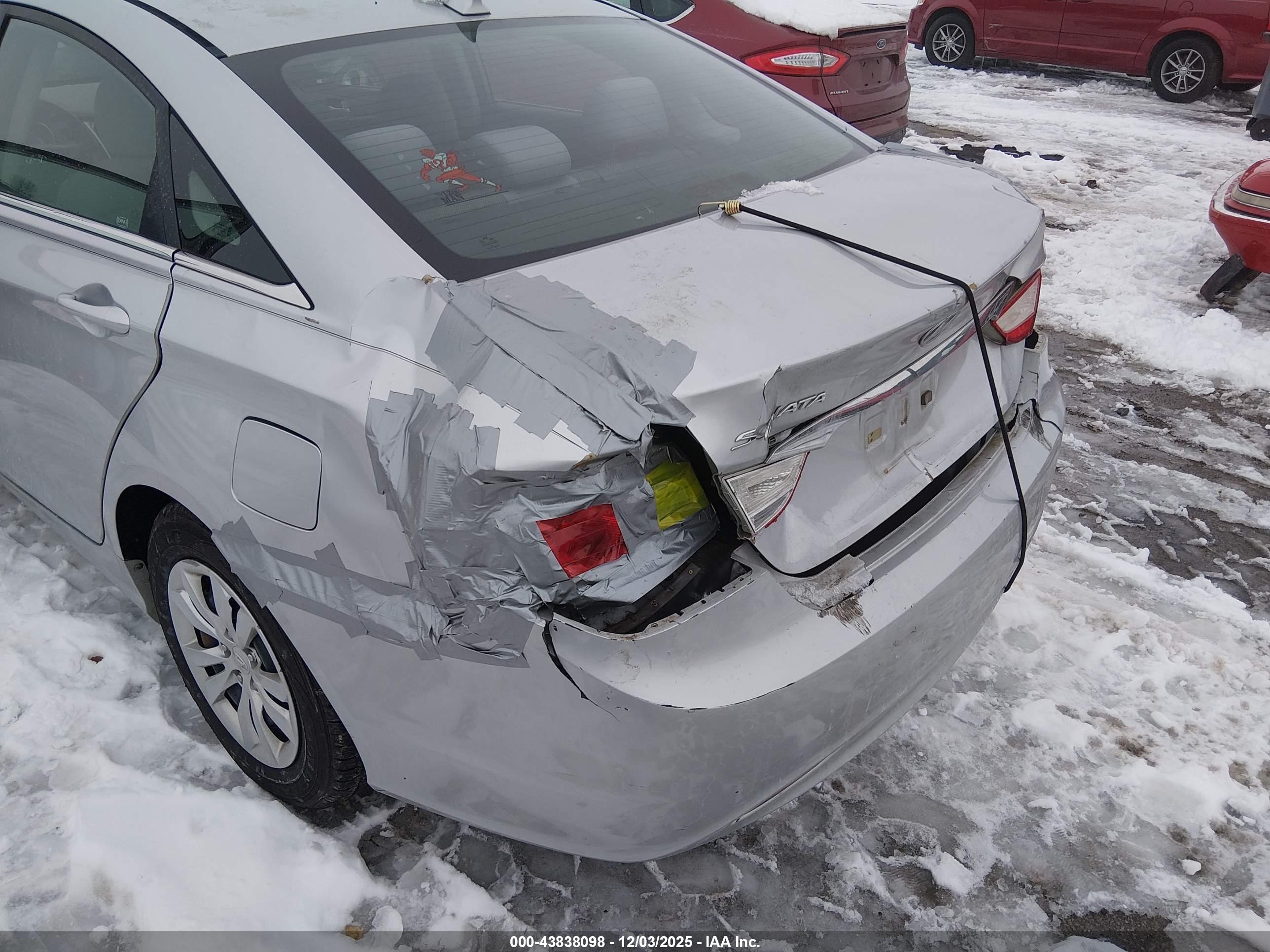 HYUNDAI SONATA image 6