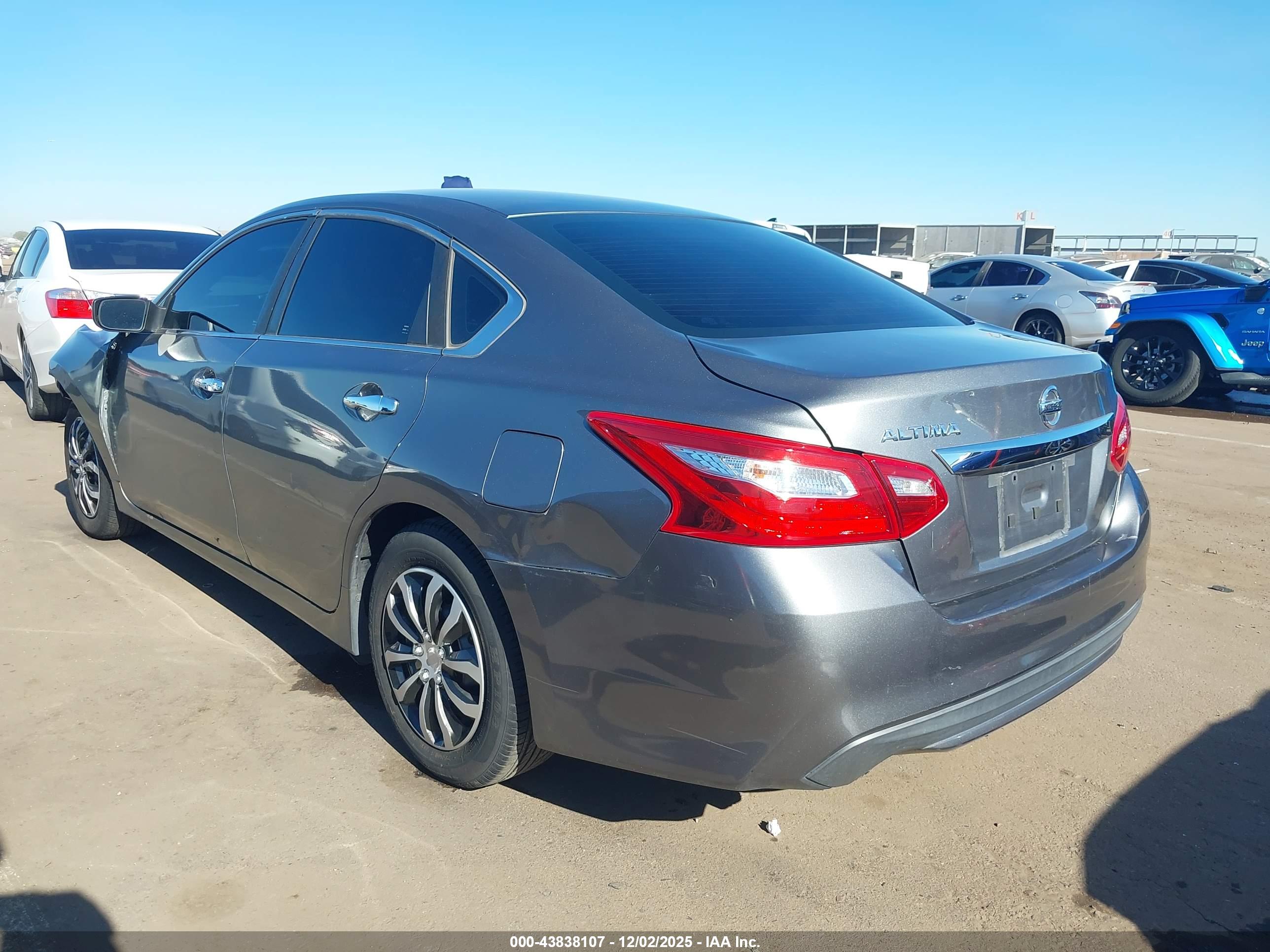 NISSAN ALTIMA image 3