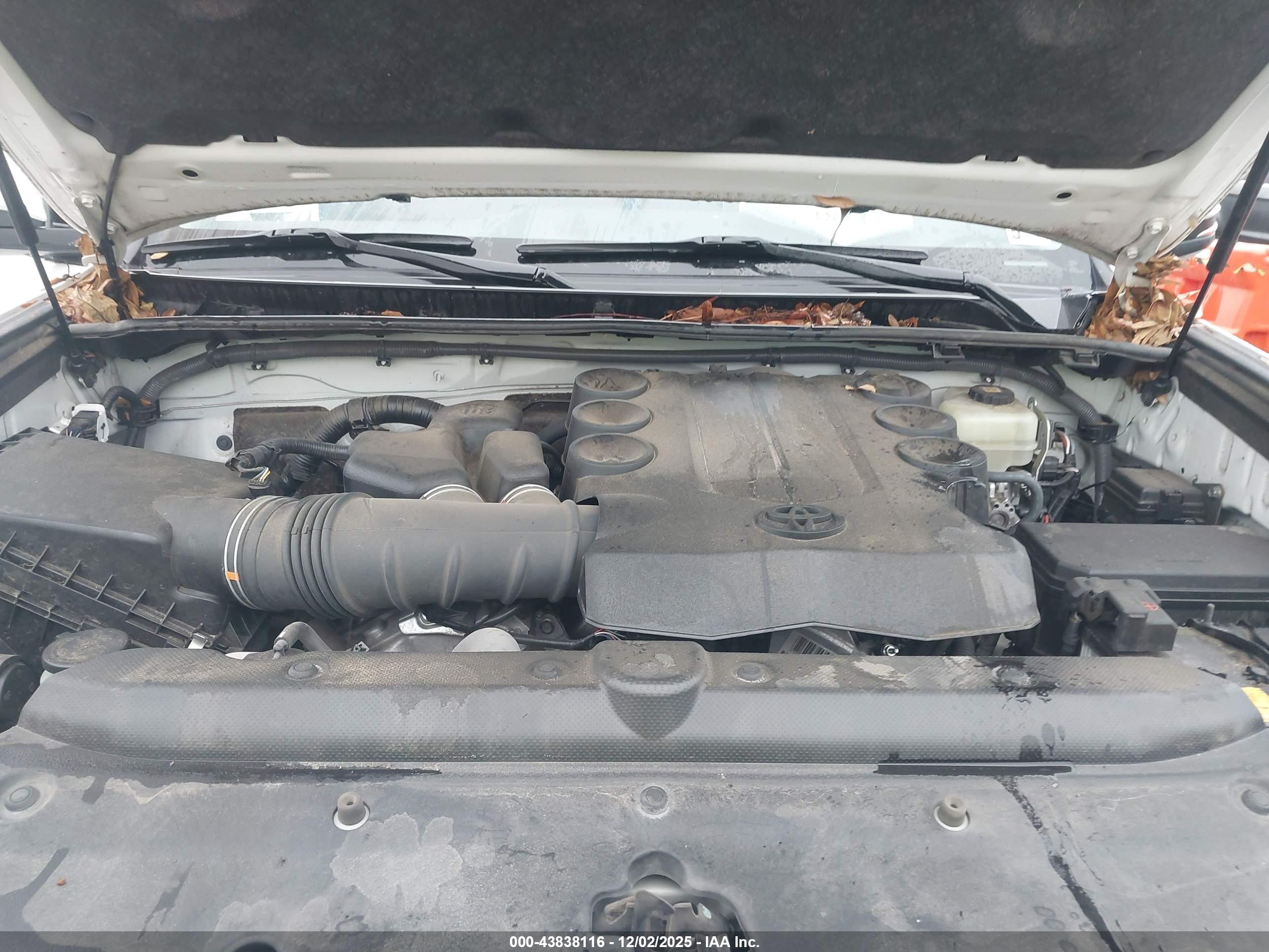 TOYOTA 4RUNNER image 10