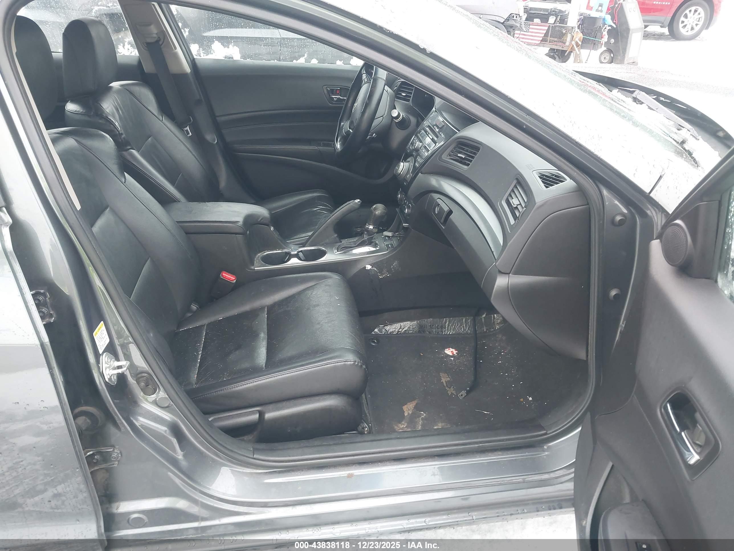 ACURA ILX image 5