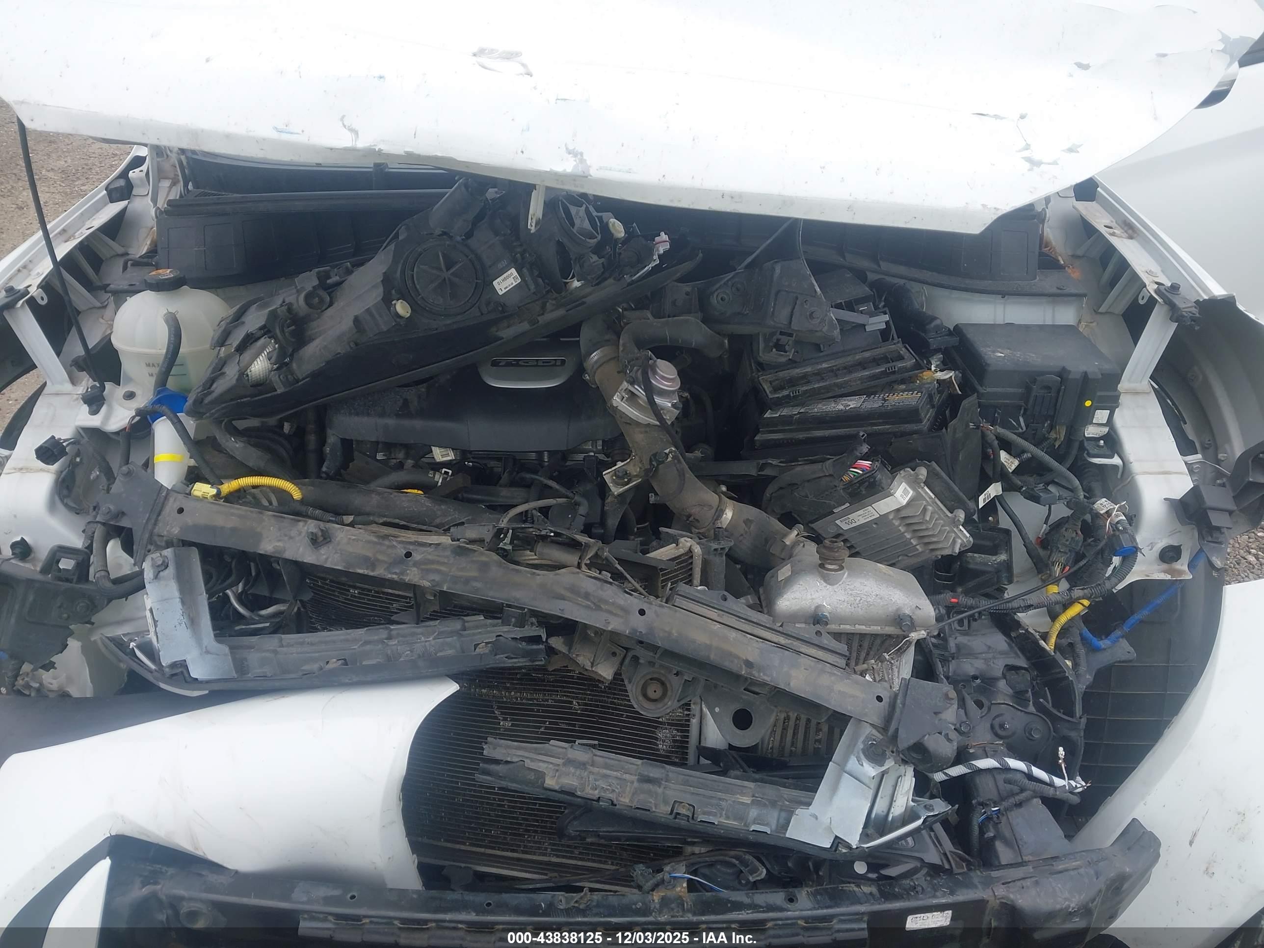 HYUNDAI TUCSON image 10