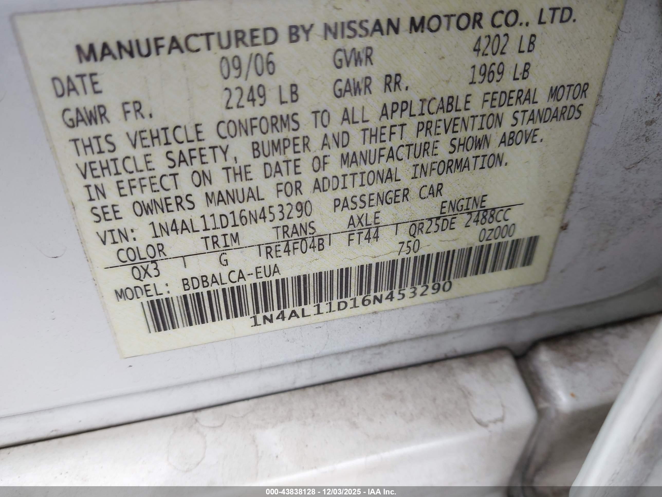 NISSAN ALTIMA image 9