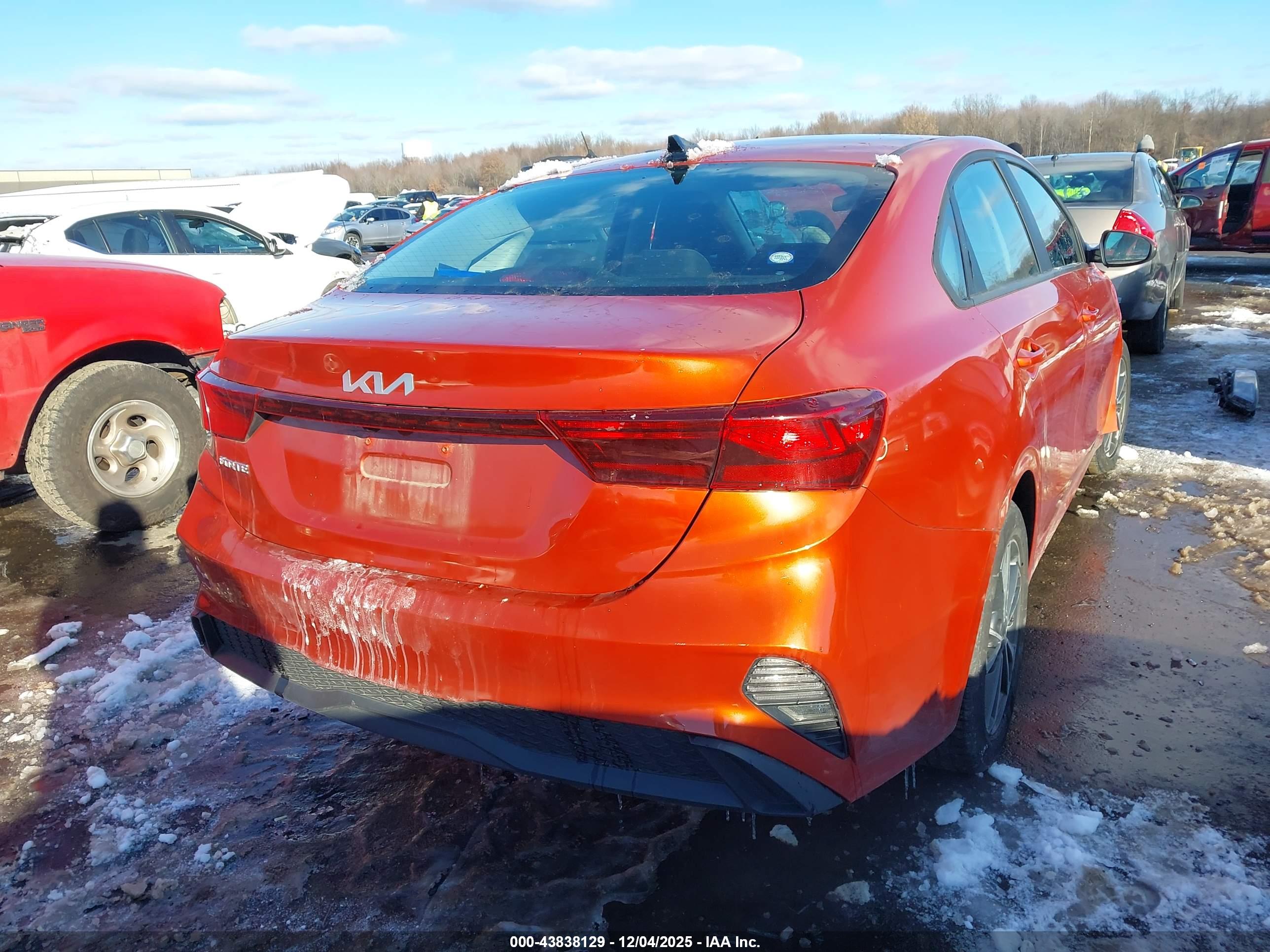 KIA FORTE image 4