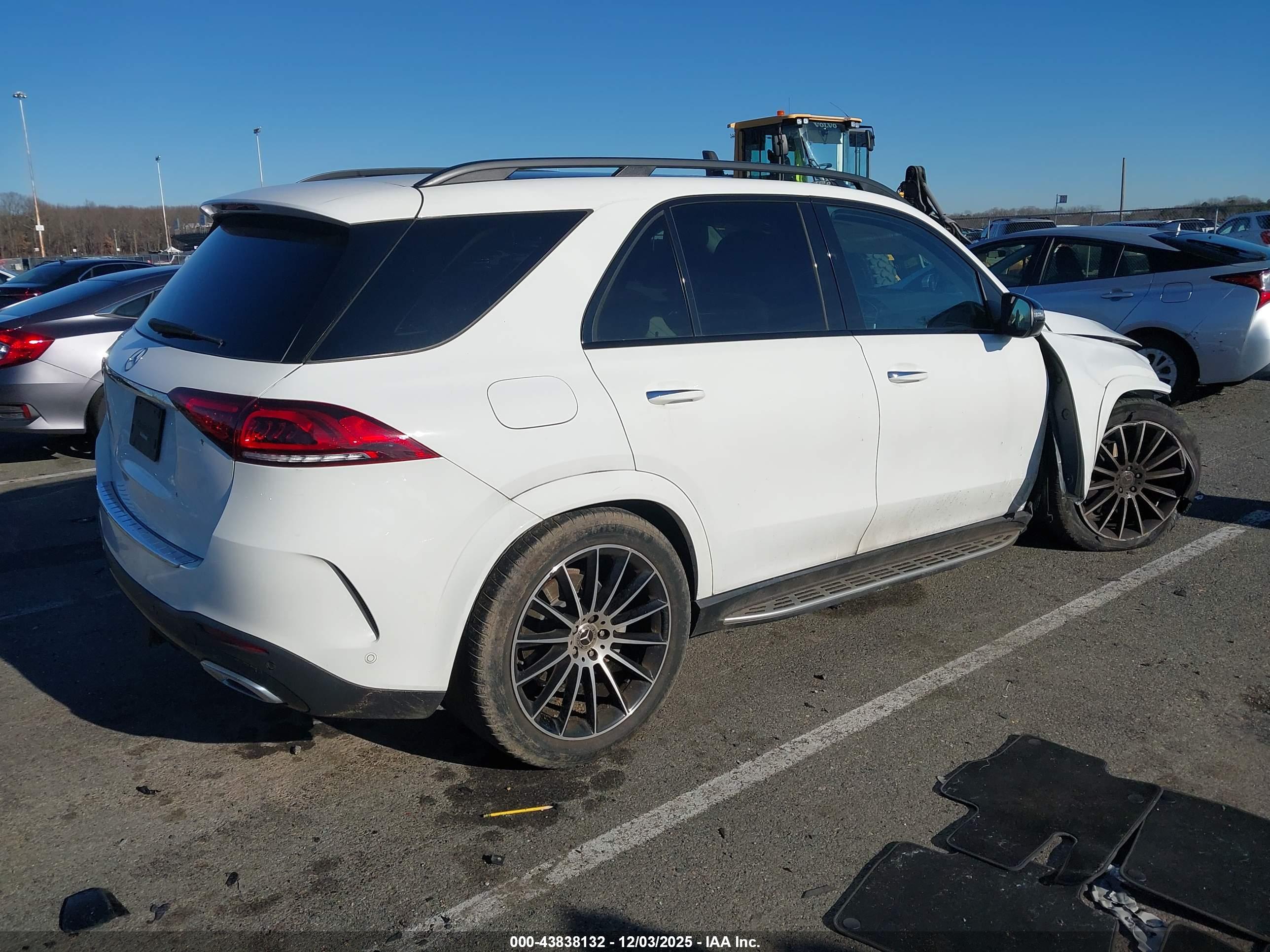 MERCEDES-BENZ GLE image 4