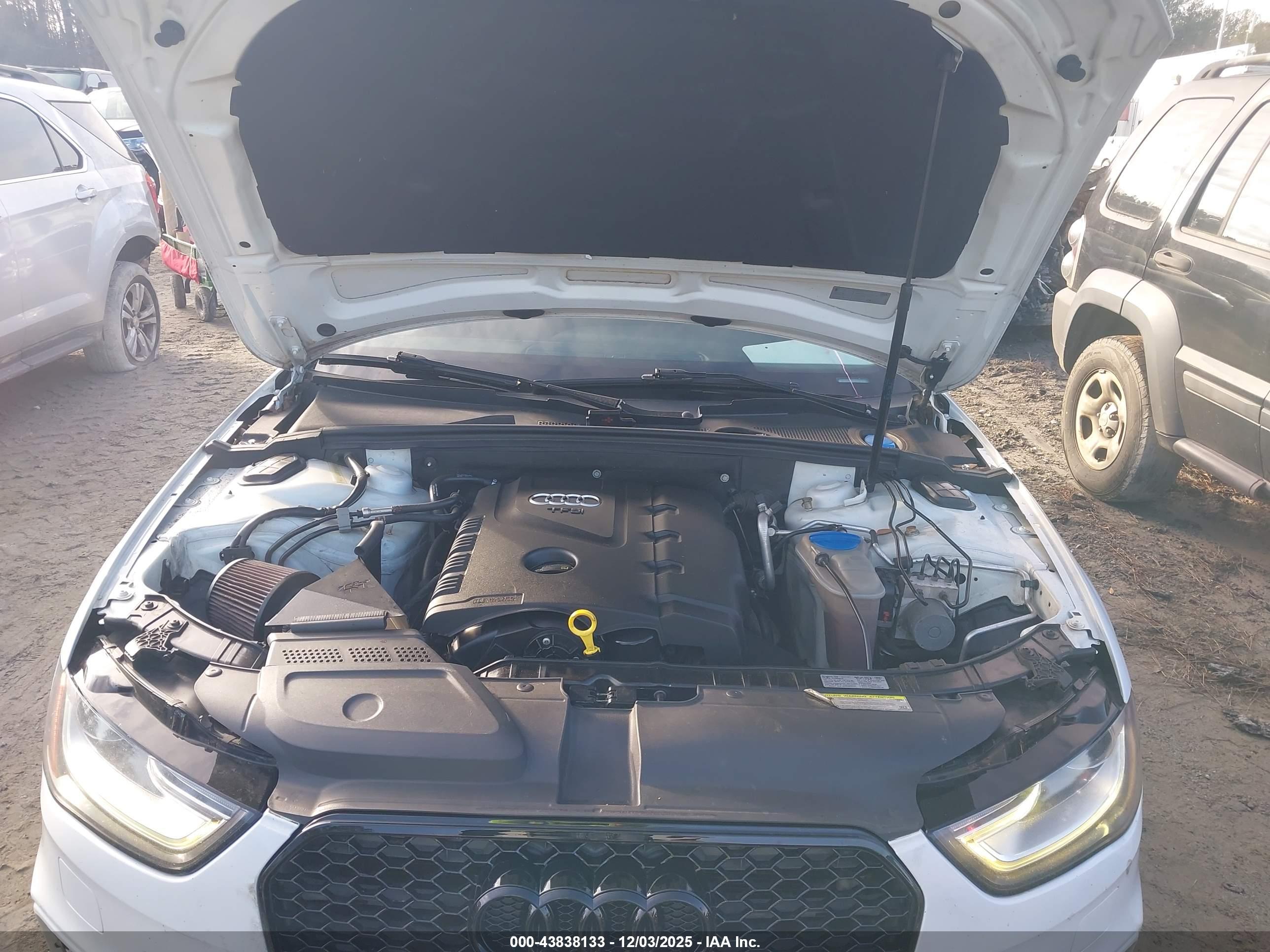 AUDI A4 image 10