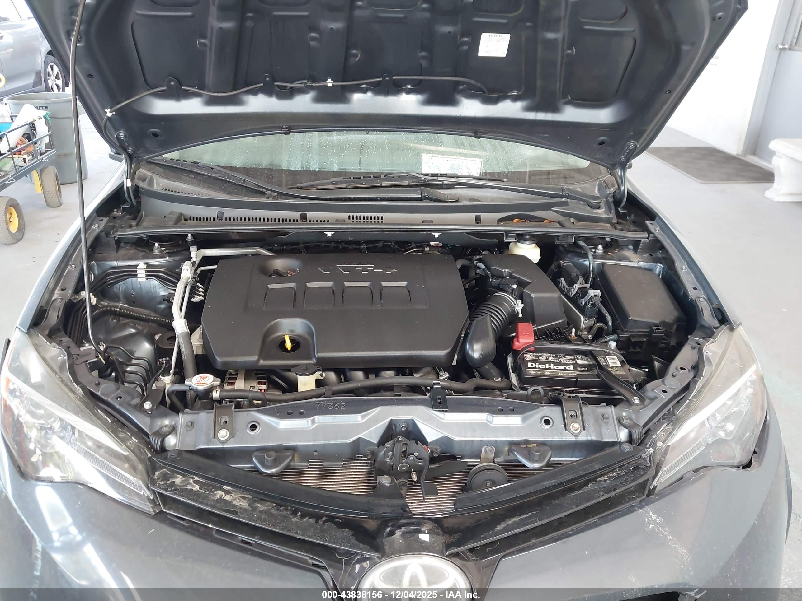 TOYOTA COROLLA image 10