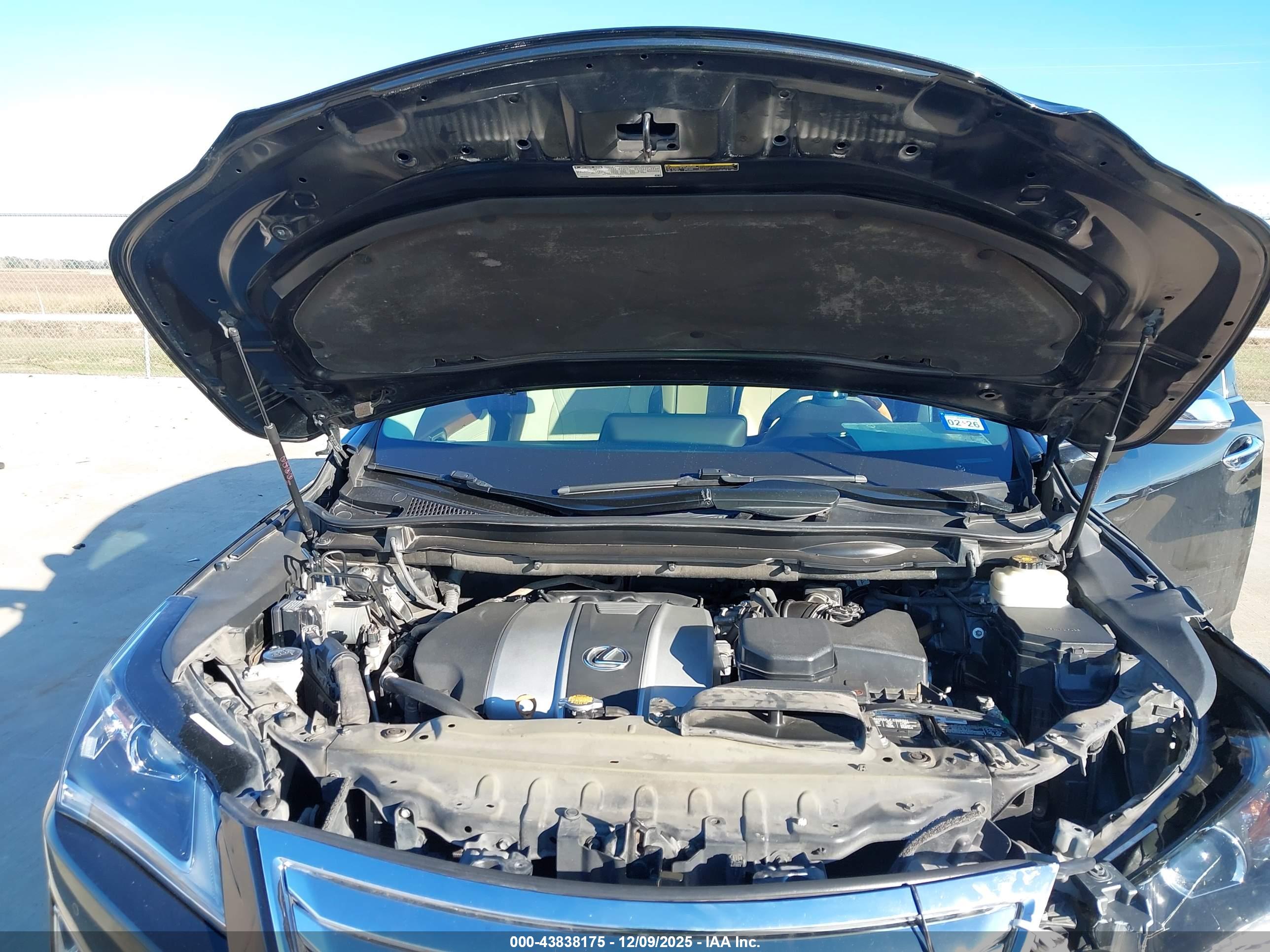 LEXUS RX image 10