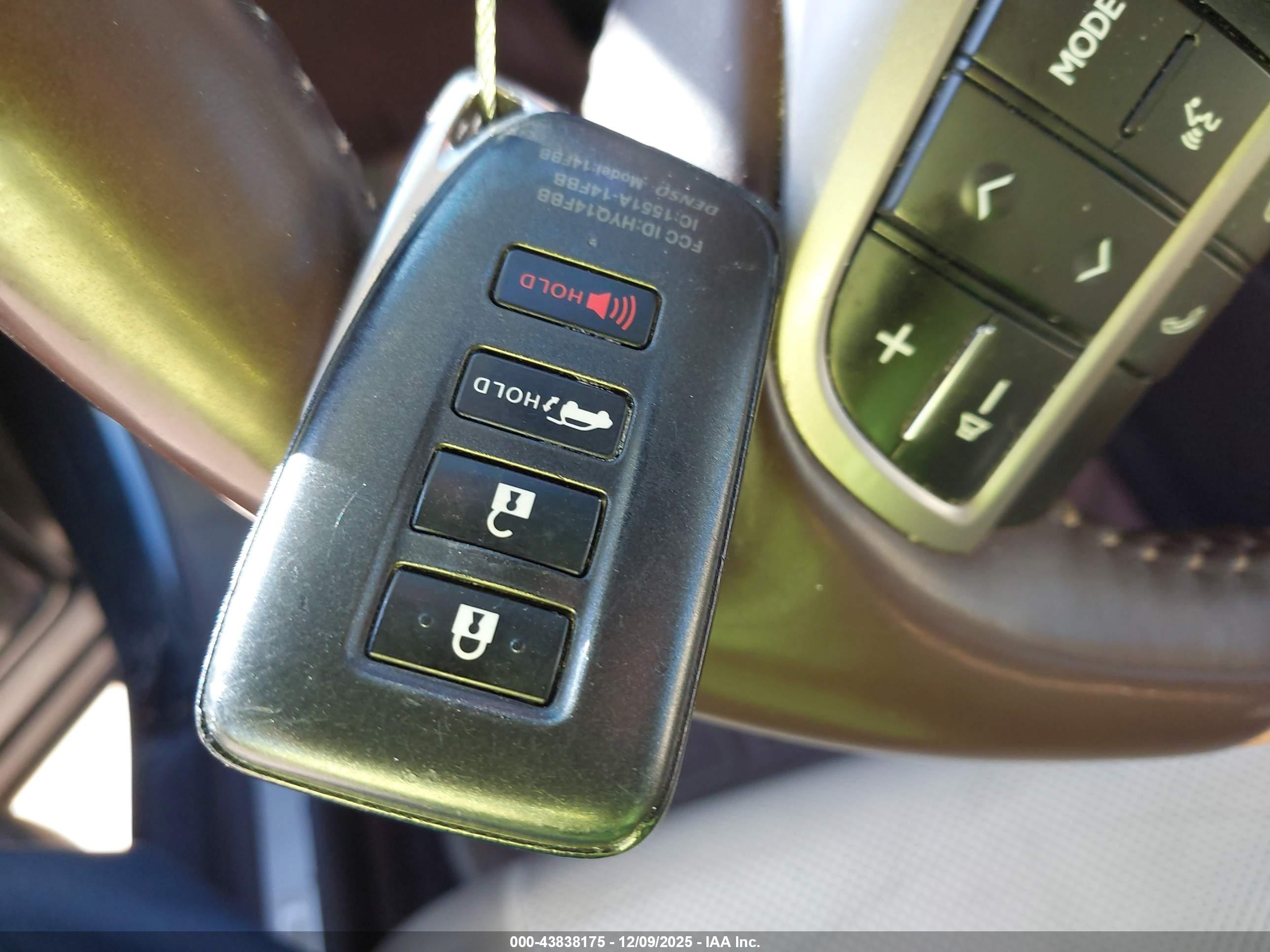 LEXUS RX image 11