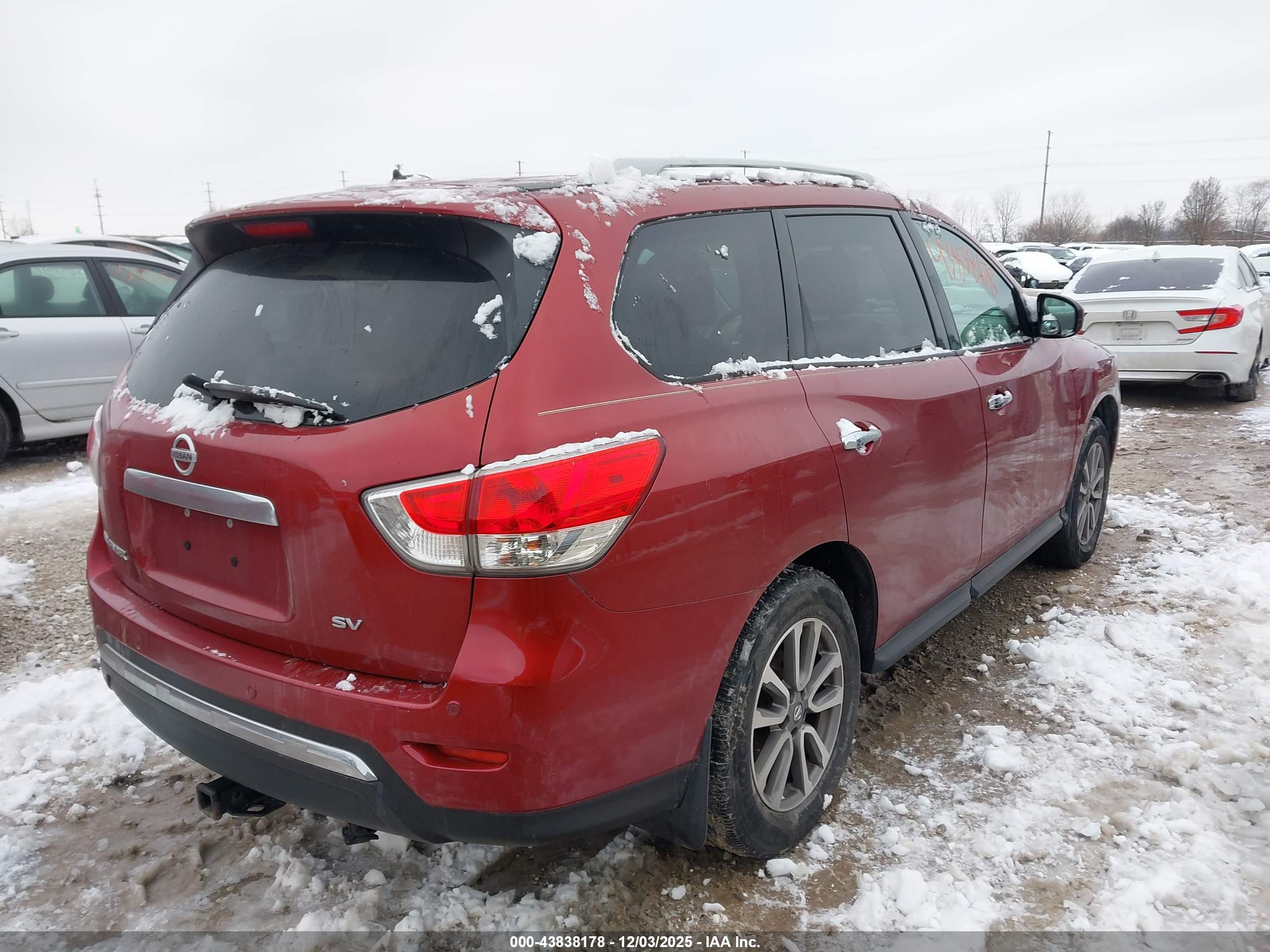 NISSAN PATHFINDER image 4