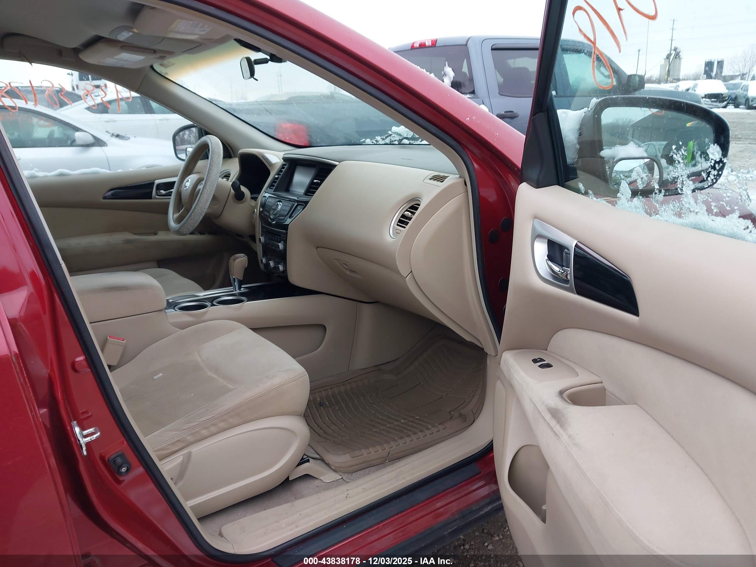 NISSAN PATHFINDER image 5