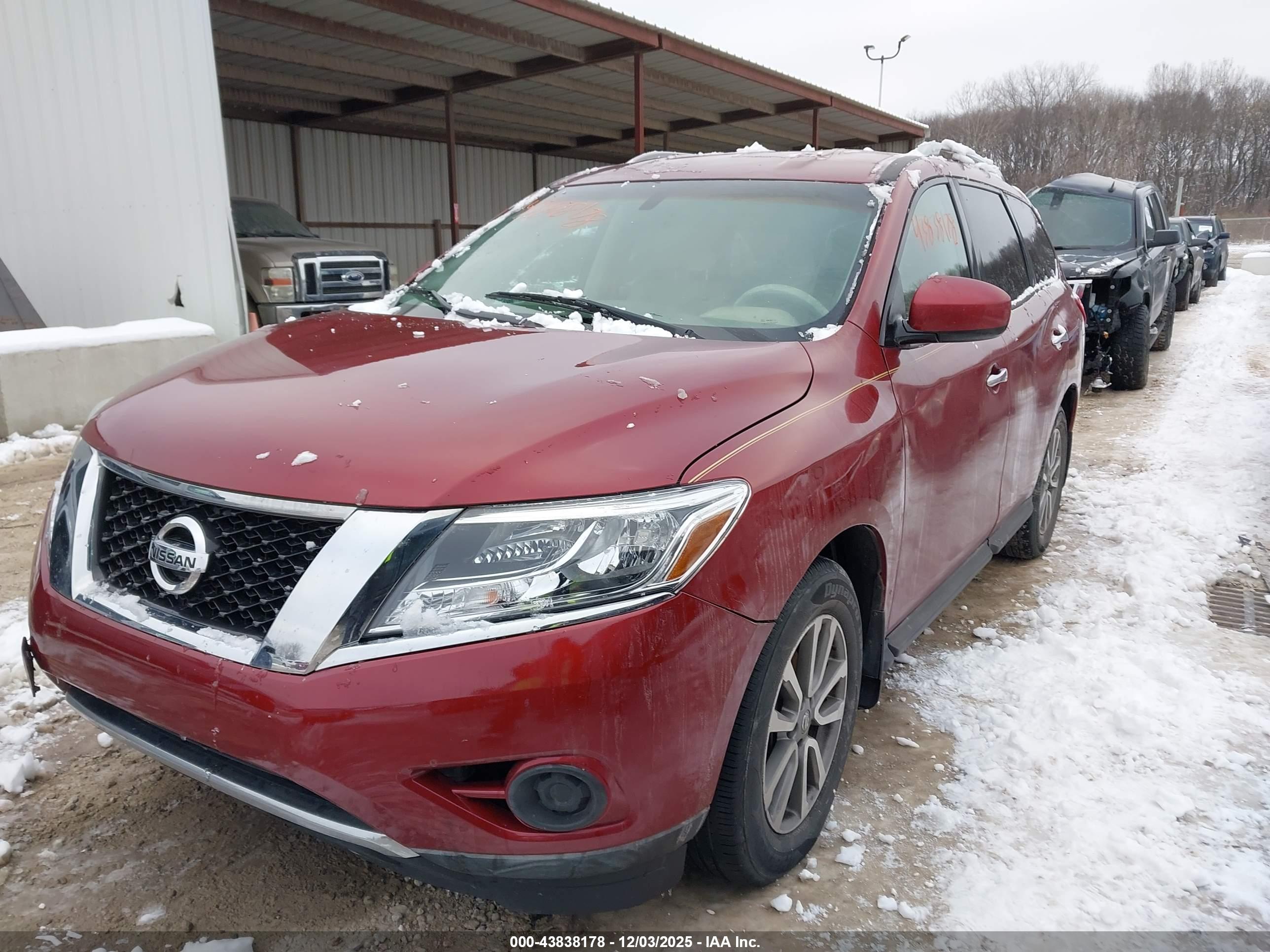 NISSAN PATHFINDER image 6