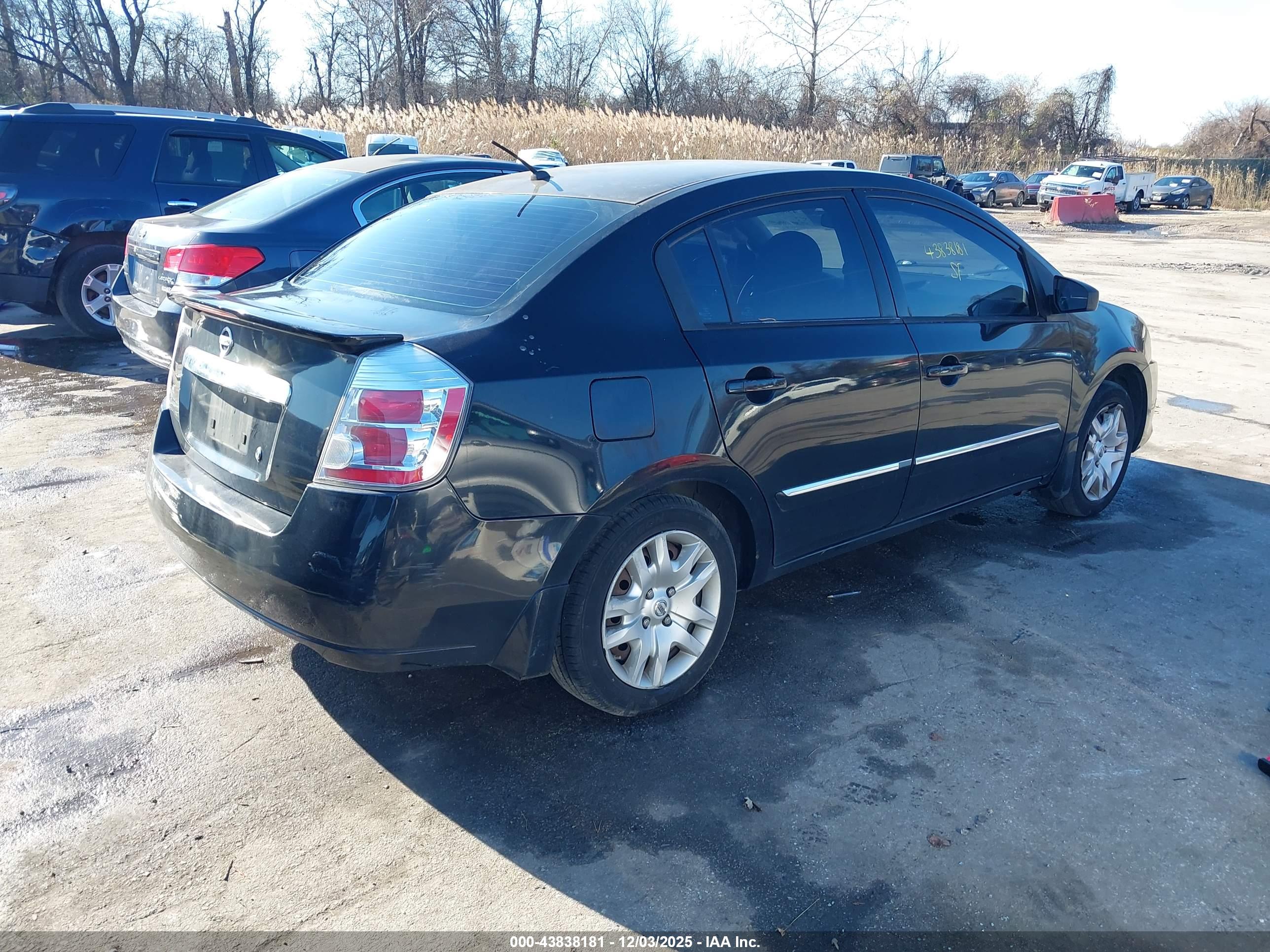 NISSAN SENTRA image 4