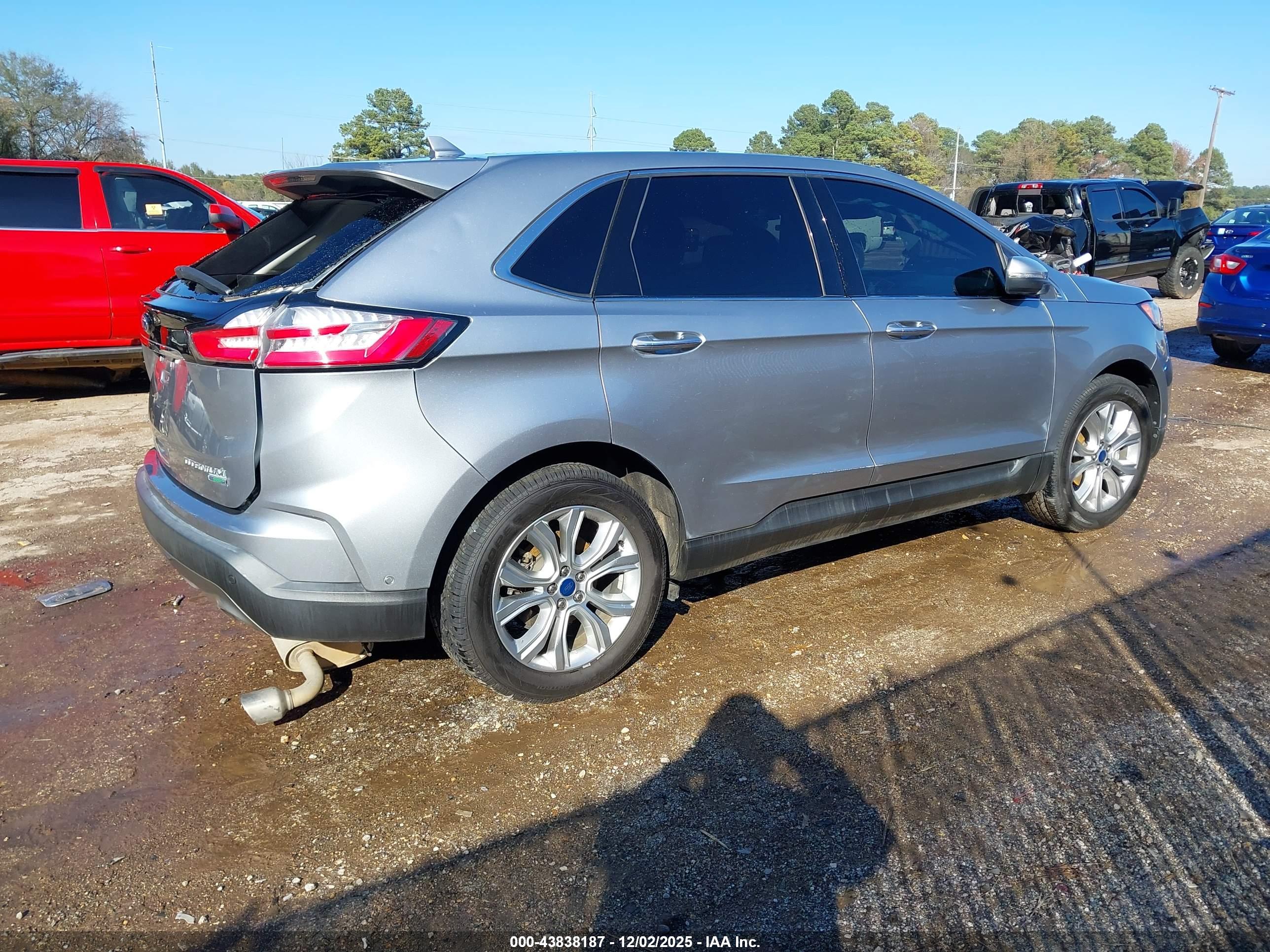 FORD EDGE image 4