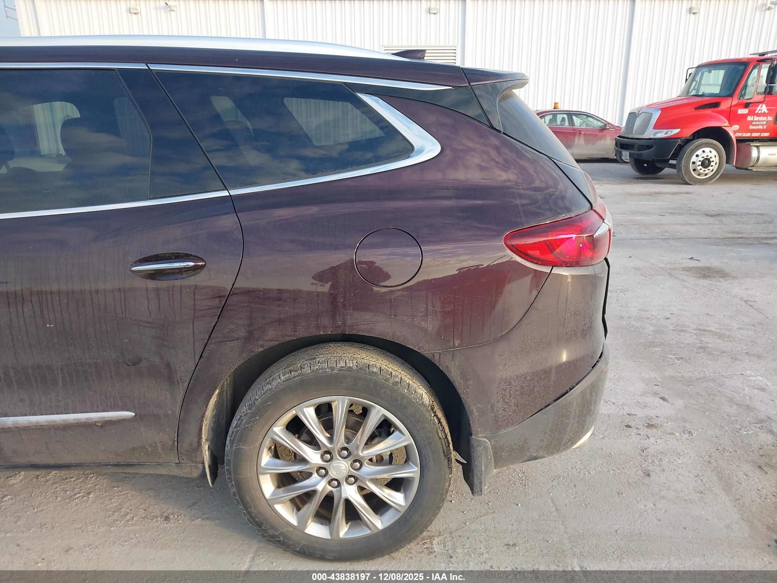 BUICK ENCLAVE image 6